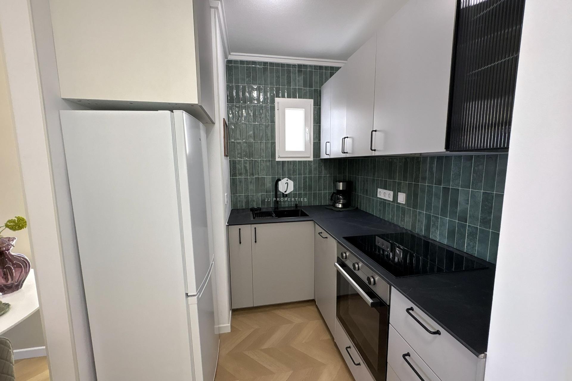 D'occasion - Appartement -
Torrevieja - Playa del Cura