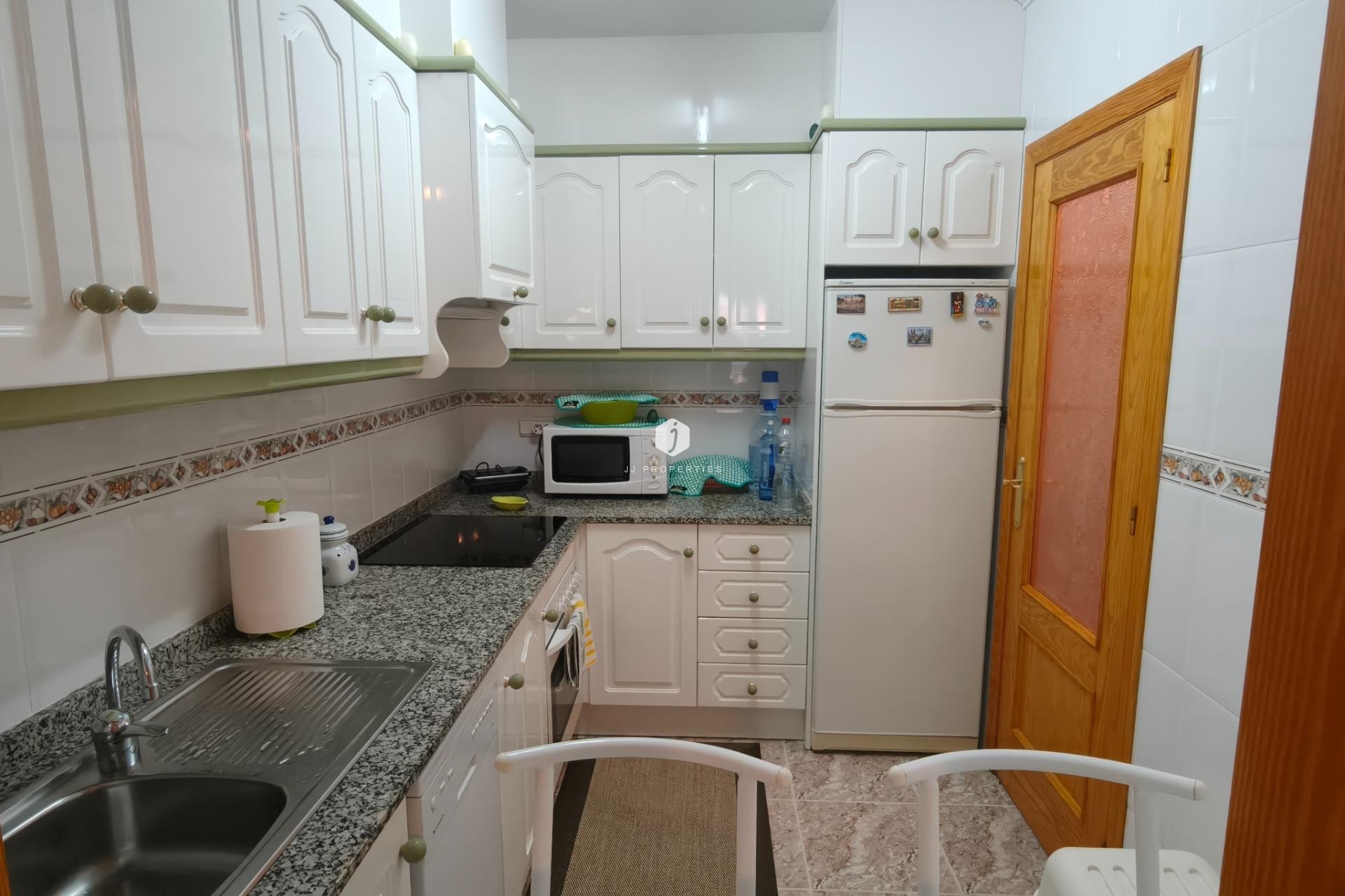 D'occasion - Appartement -
Torrevieja - Playa del Cura