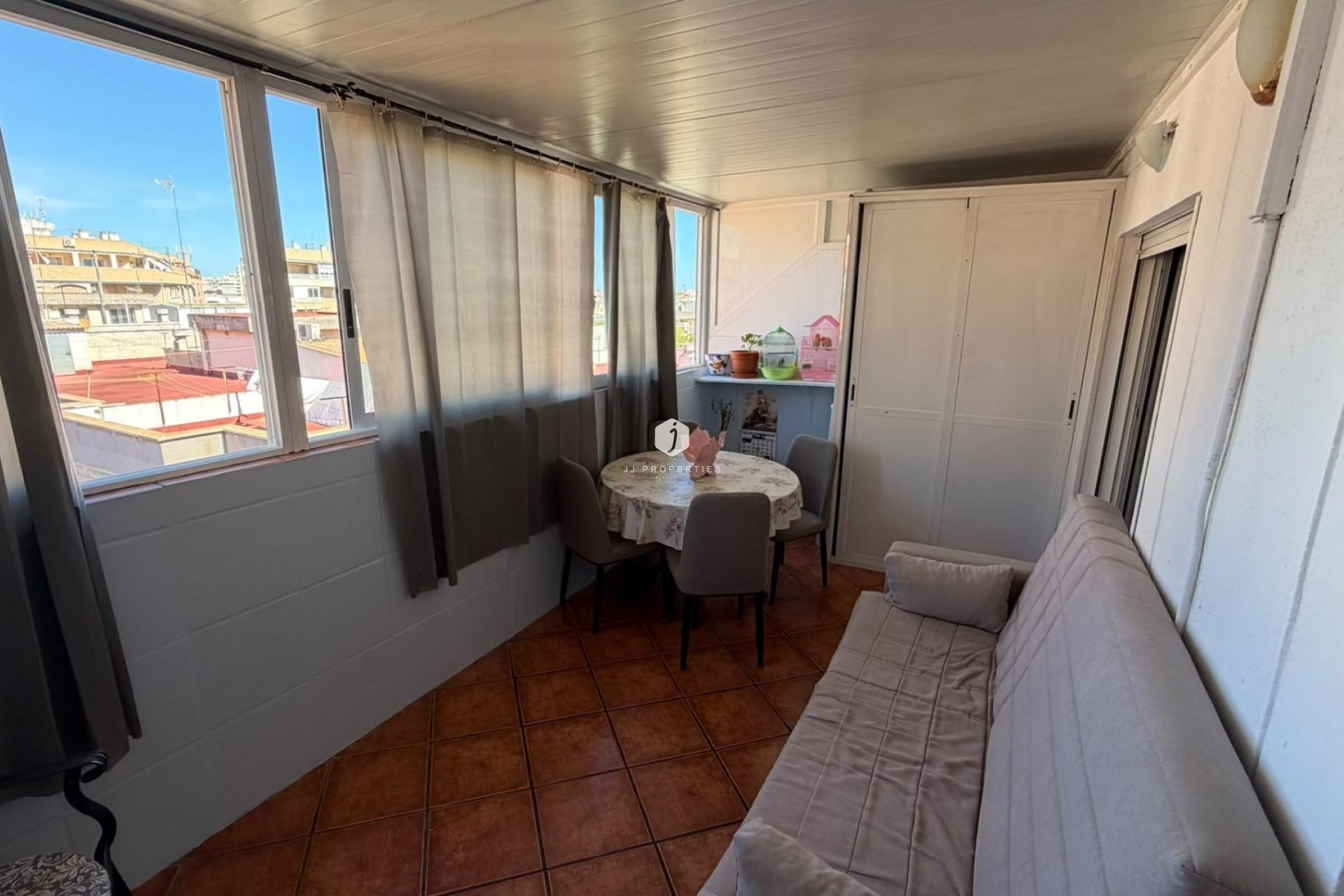 D'occasion - Appartement -
Torrevieja - Playa del Cura