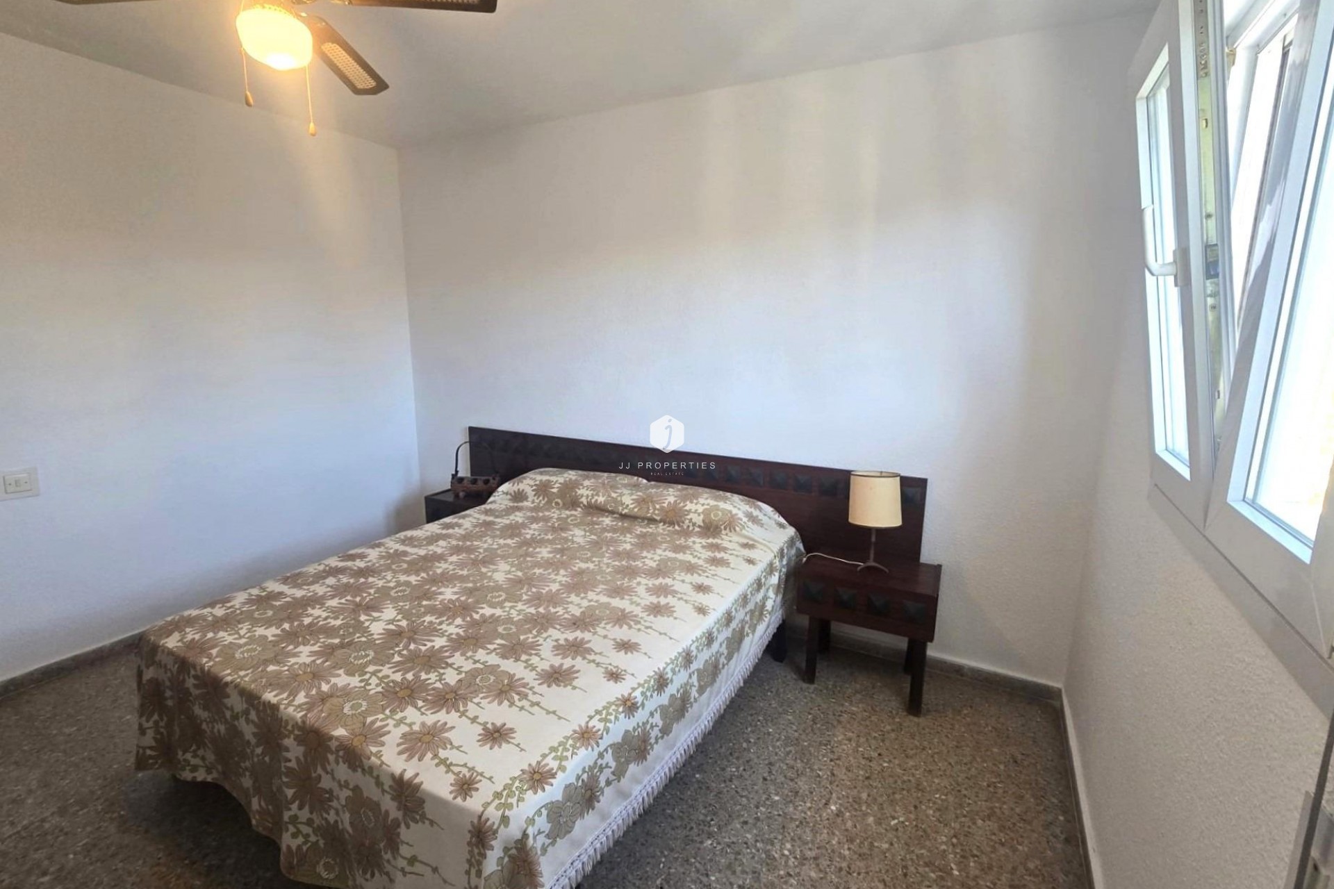 D'occasion - Appartement -
Torrevieja - Puerto Deportivo Marina Salinas