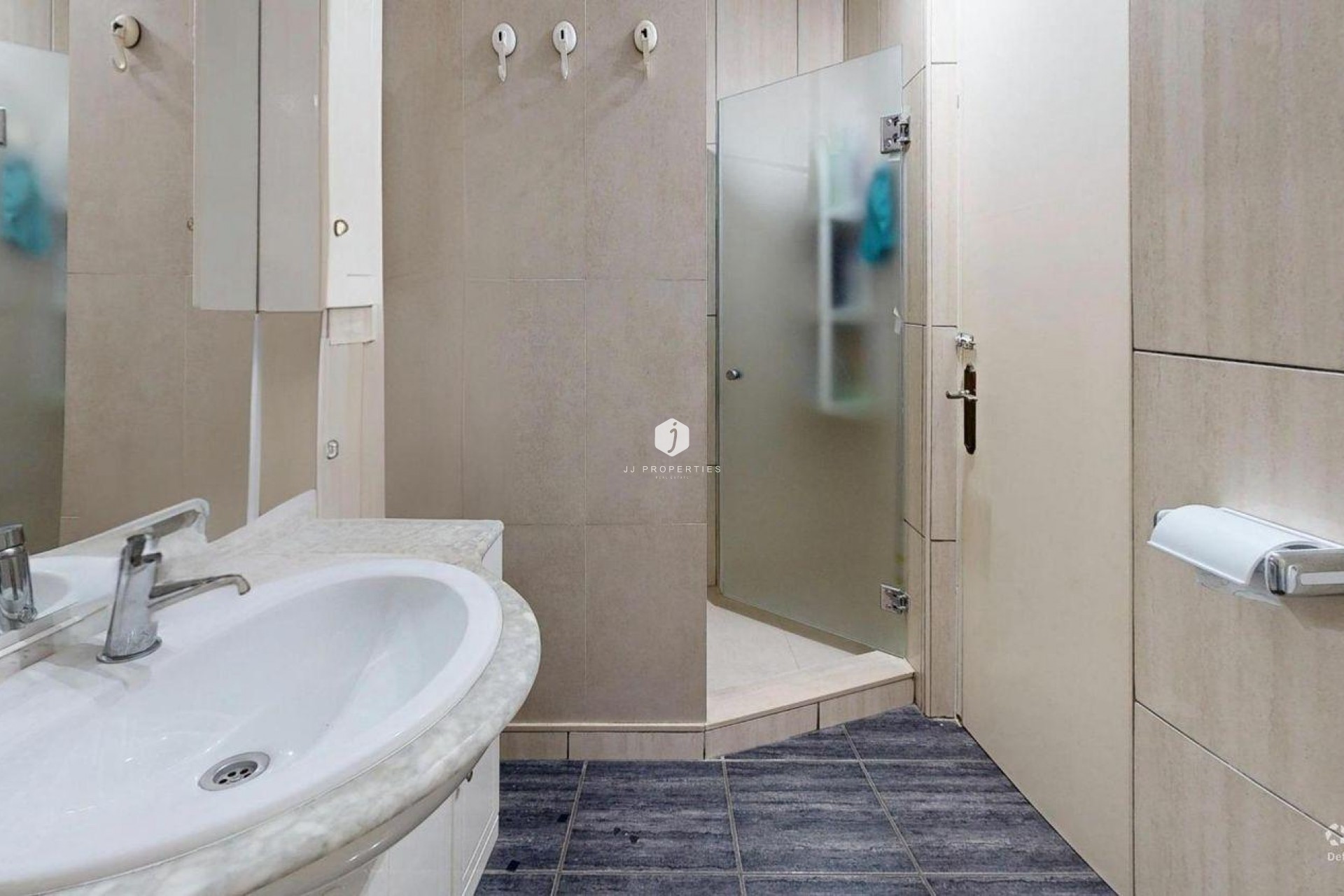 D'occasion - Appartement -
Torrevieja - Puerto Deportivo