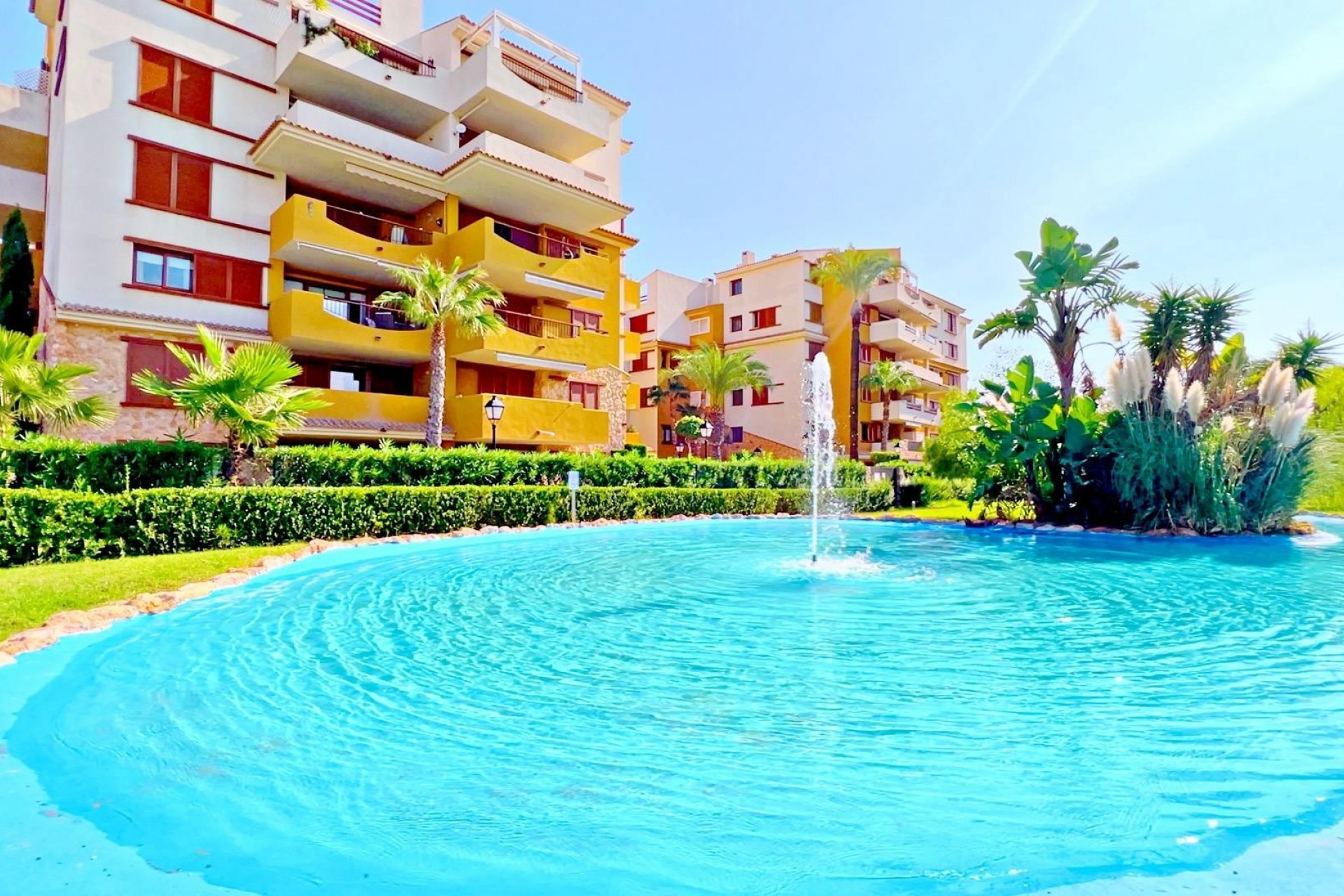 D'occasion - Appartement -
Torrevieja - Punta prima