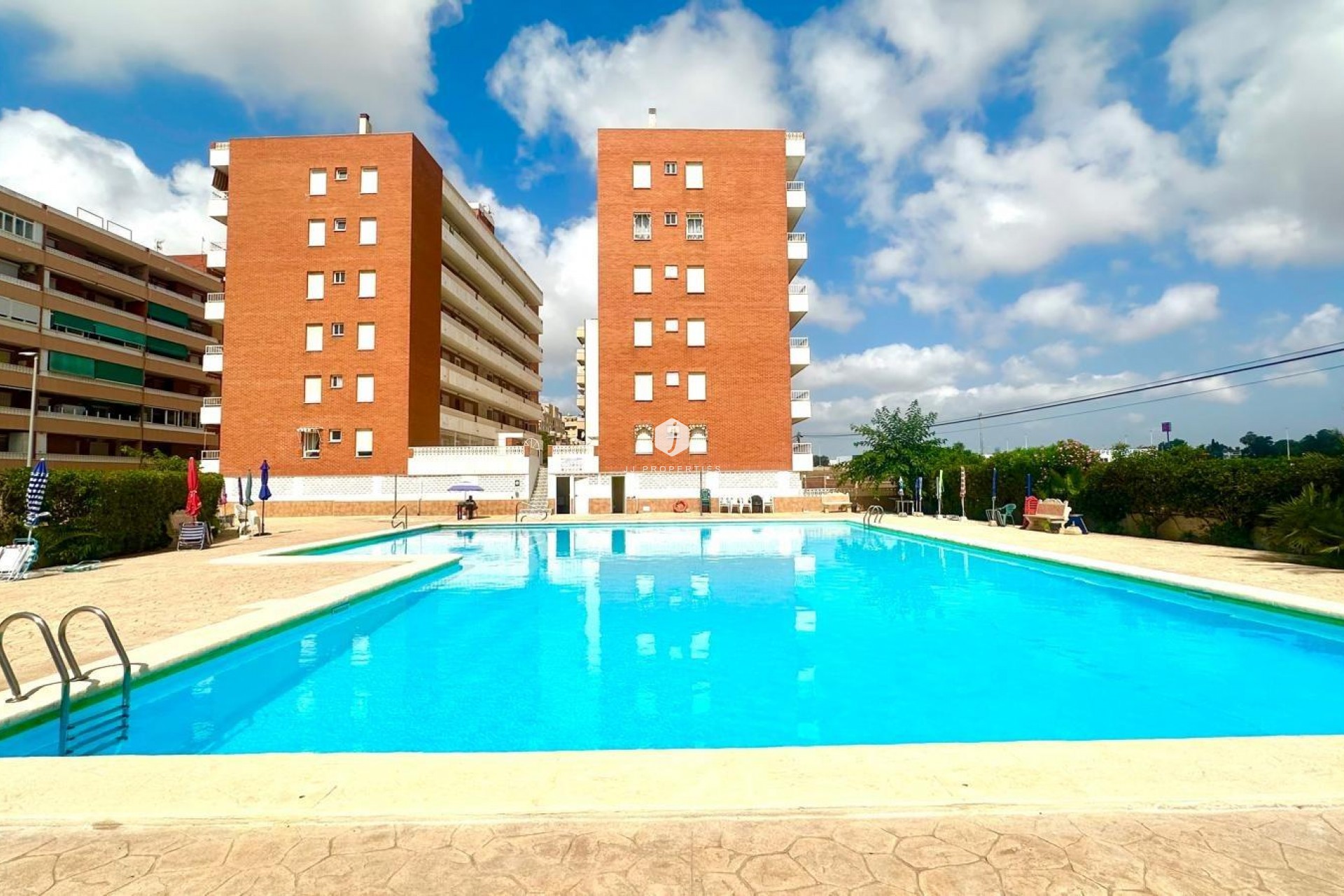D'occasion - Appartement -
Torrevieja - Punta prima