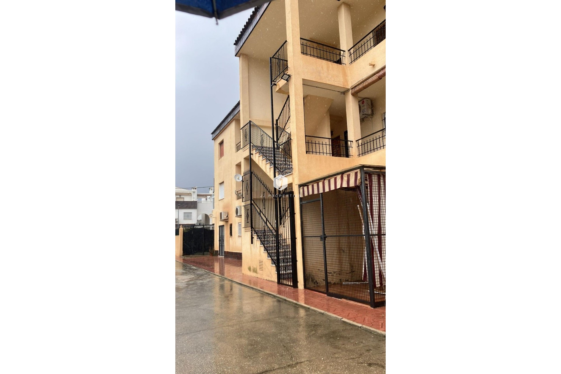 D'occasion - Appartement -
Torrevieja - Punta prima