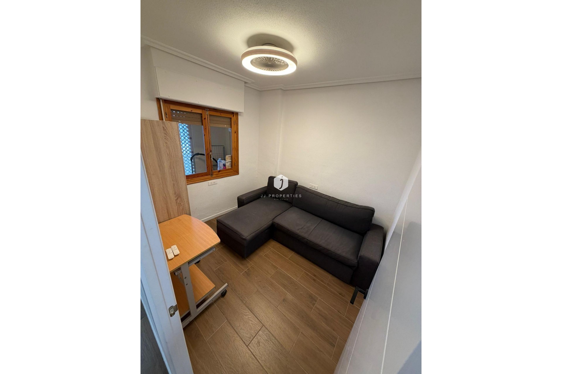 D'occasion - Appartement -
Torrevieja - Punta prima