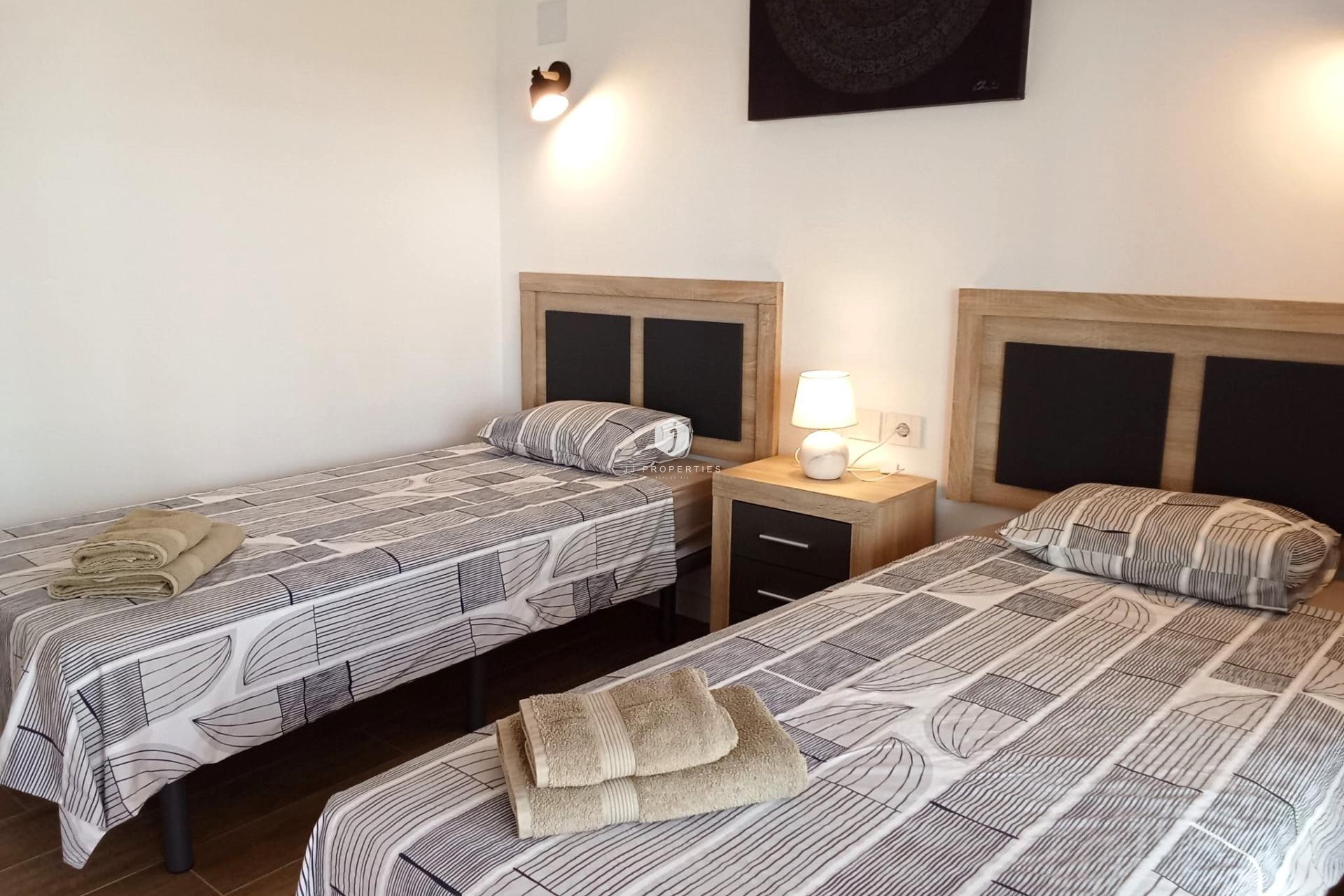 D'occasion - Appartement -
Torrevieja - Punta prima