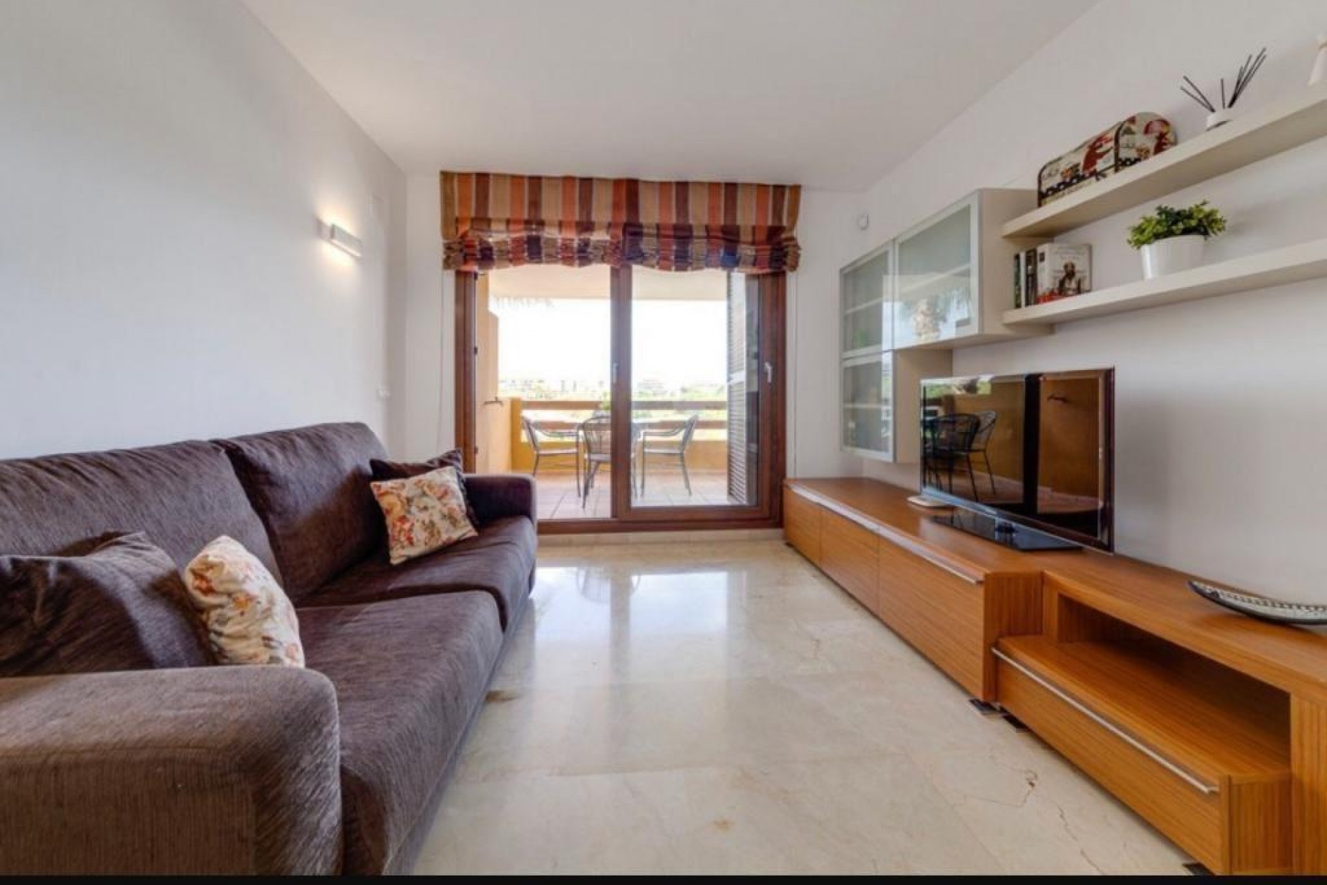 D'occasion - Appartement -
Torrevieja - Punta prima