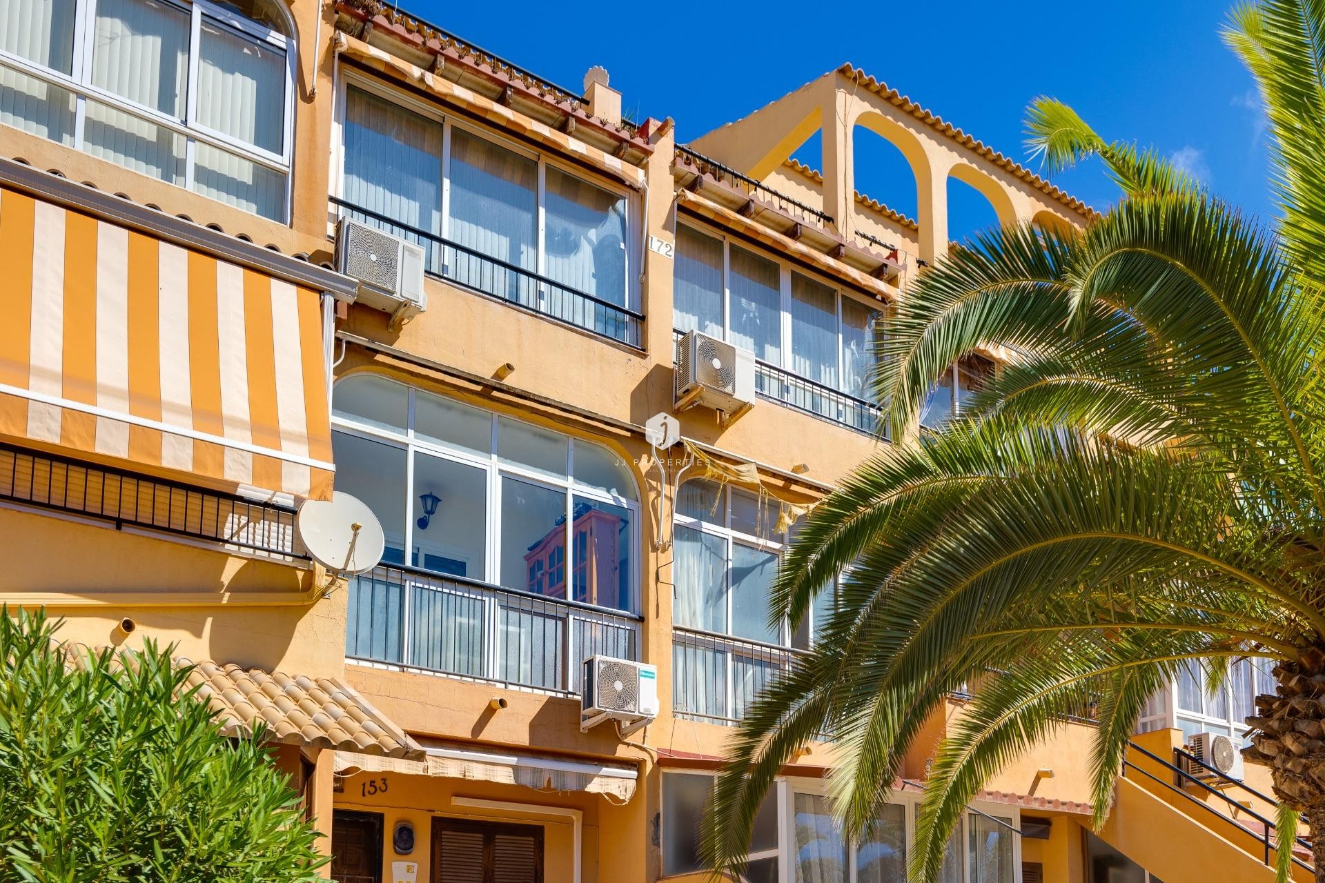 D'occasion - Appartement -
Torrevieja - Torreblanca