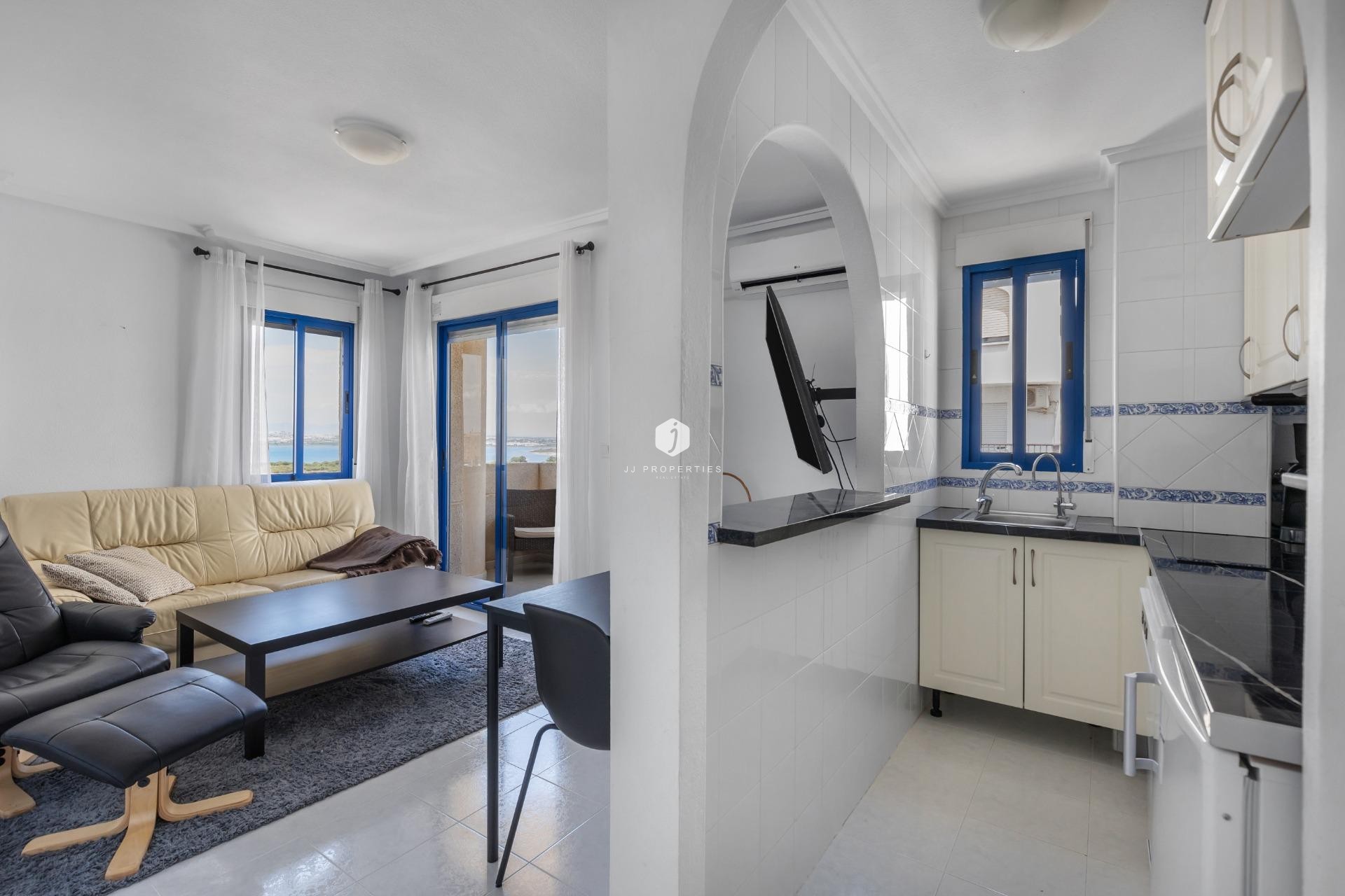 D'occasion - Appartement -
Torrevieja - Torreblanca