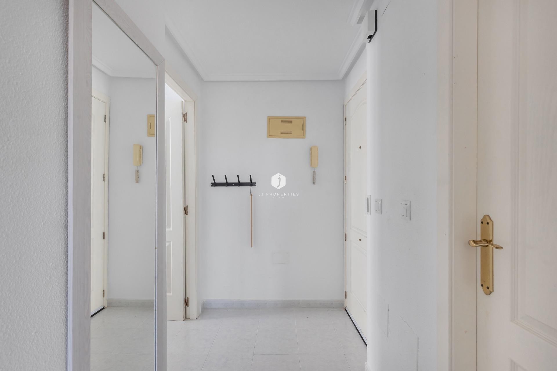 D'occasion - Appartement -
Torrevieja - Torreblanca