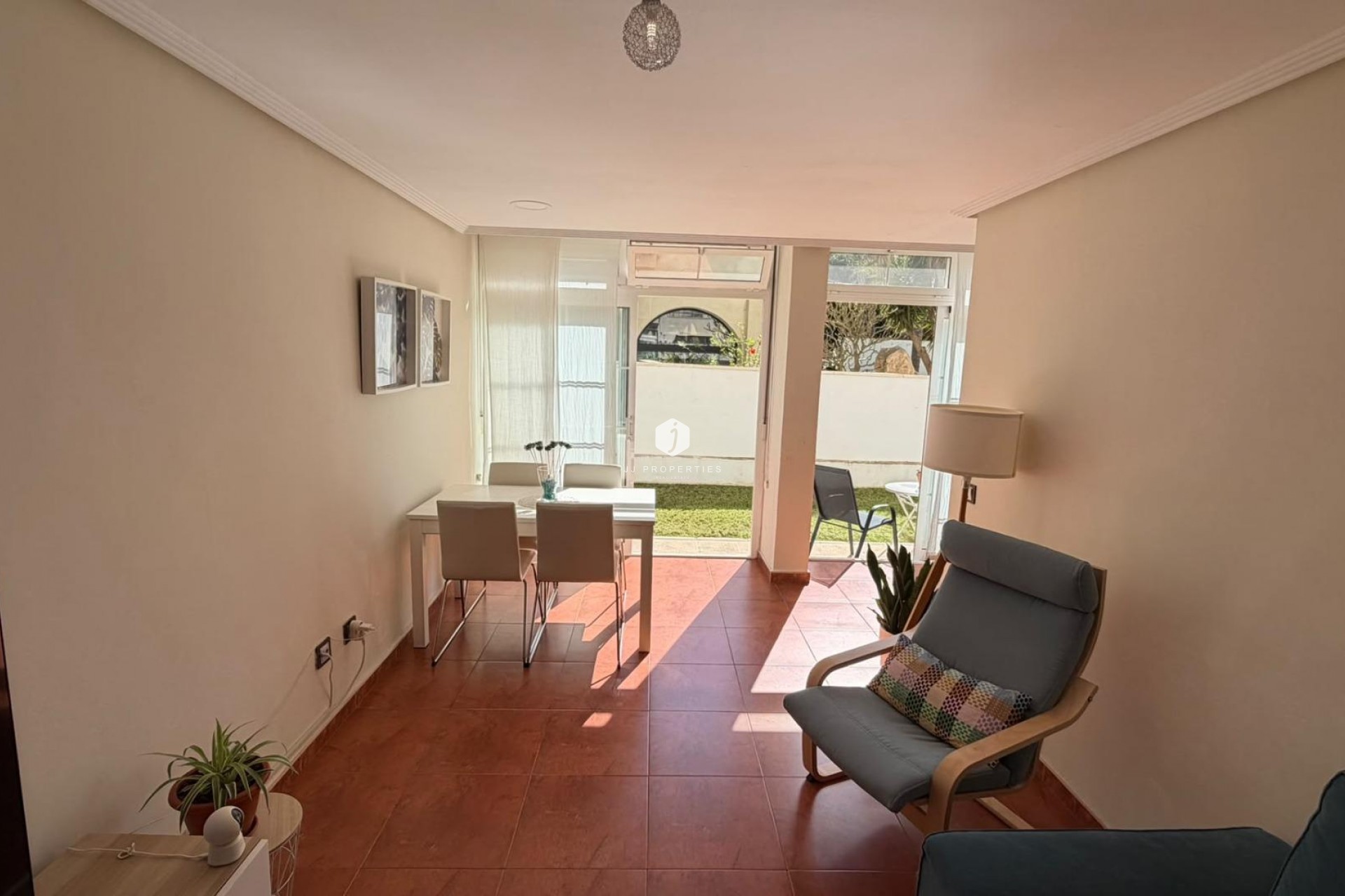 D'occasion - Appartement -
Torrevieja - Torreblanca