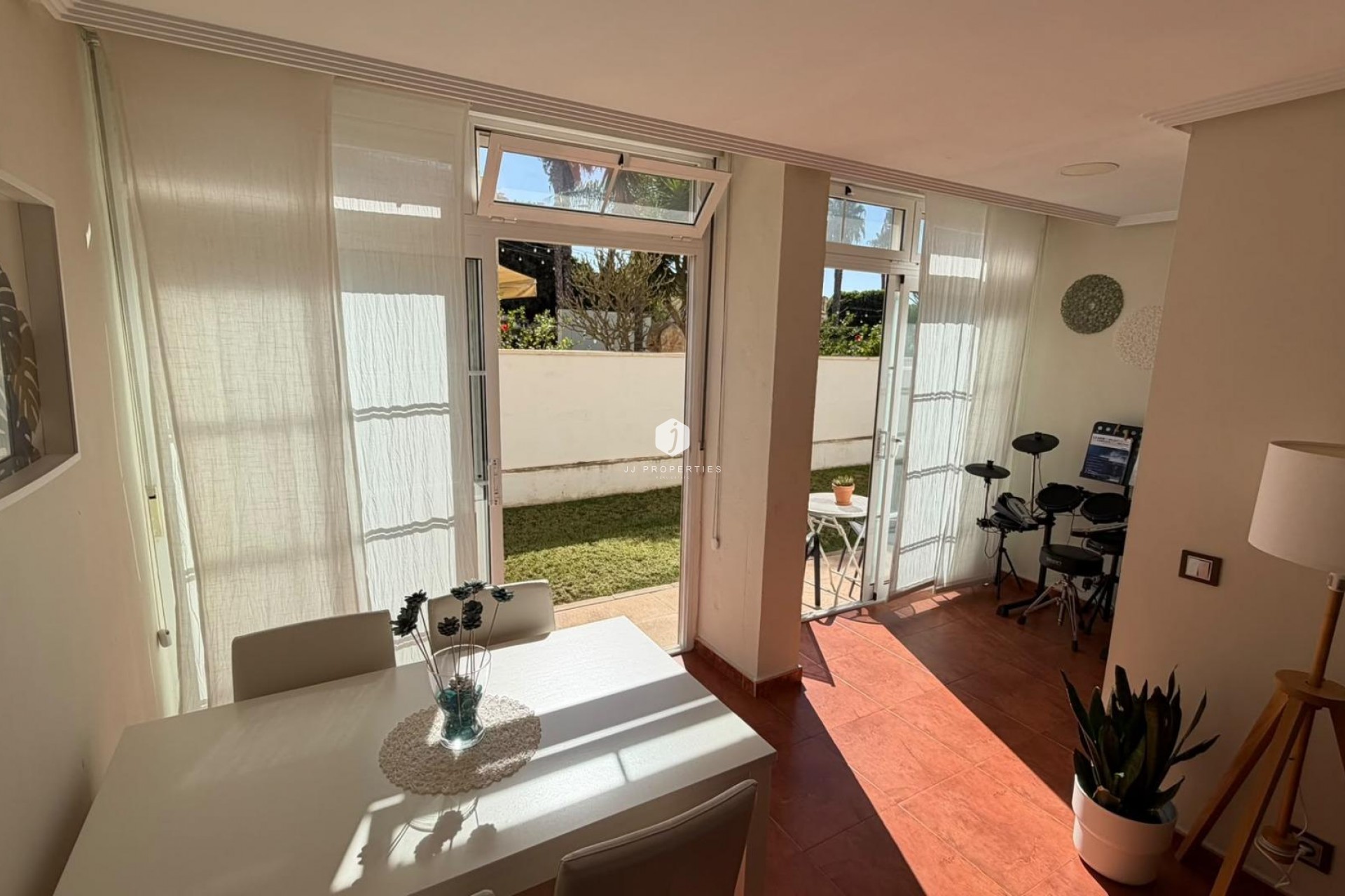 D'occasion - Appartement -
Torrevieja - Torreblanca