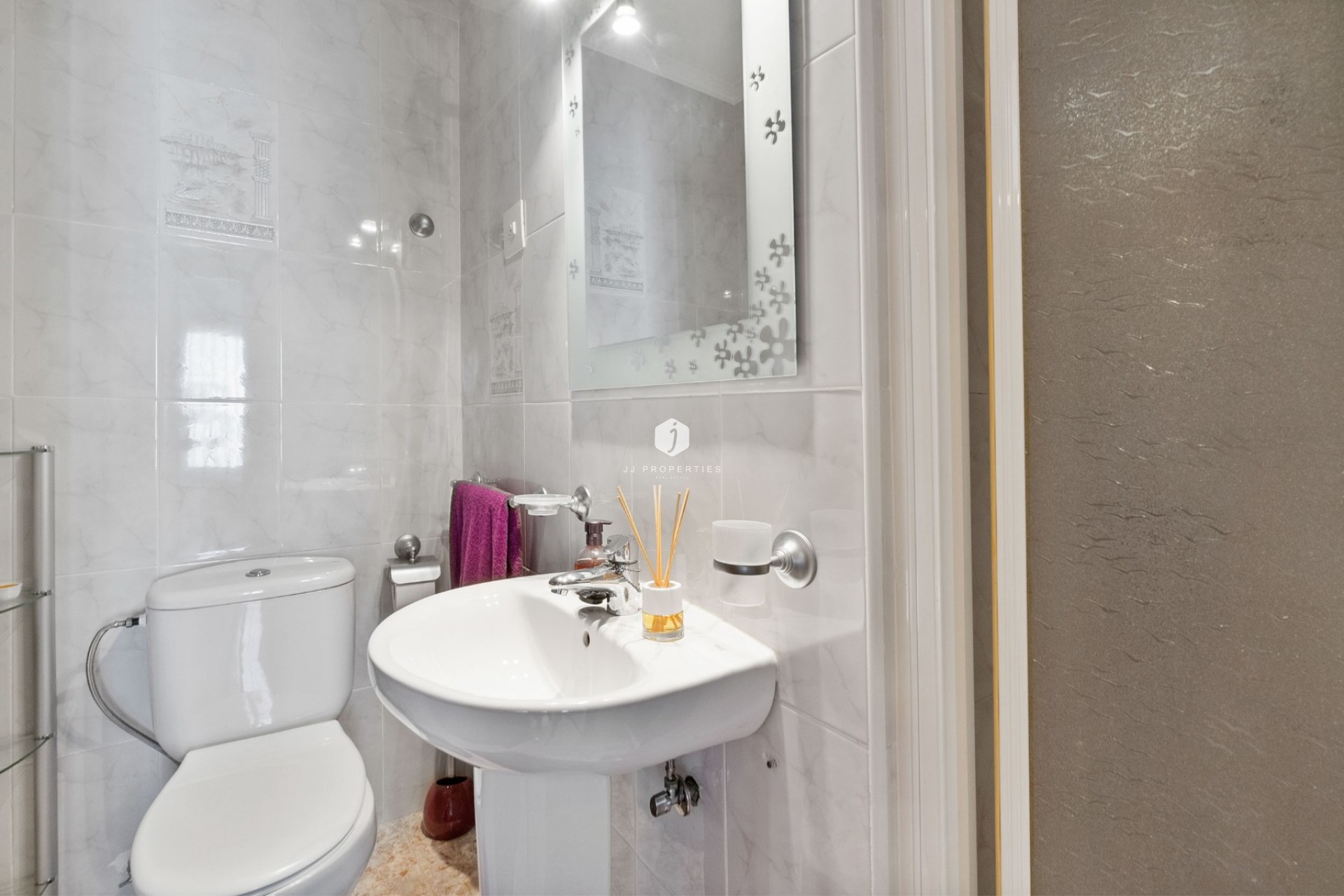 D'occasion - Appartement -
Torrevieja - Torrevieja Centro