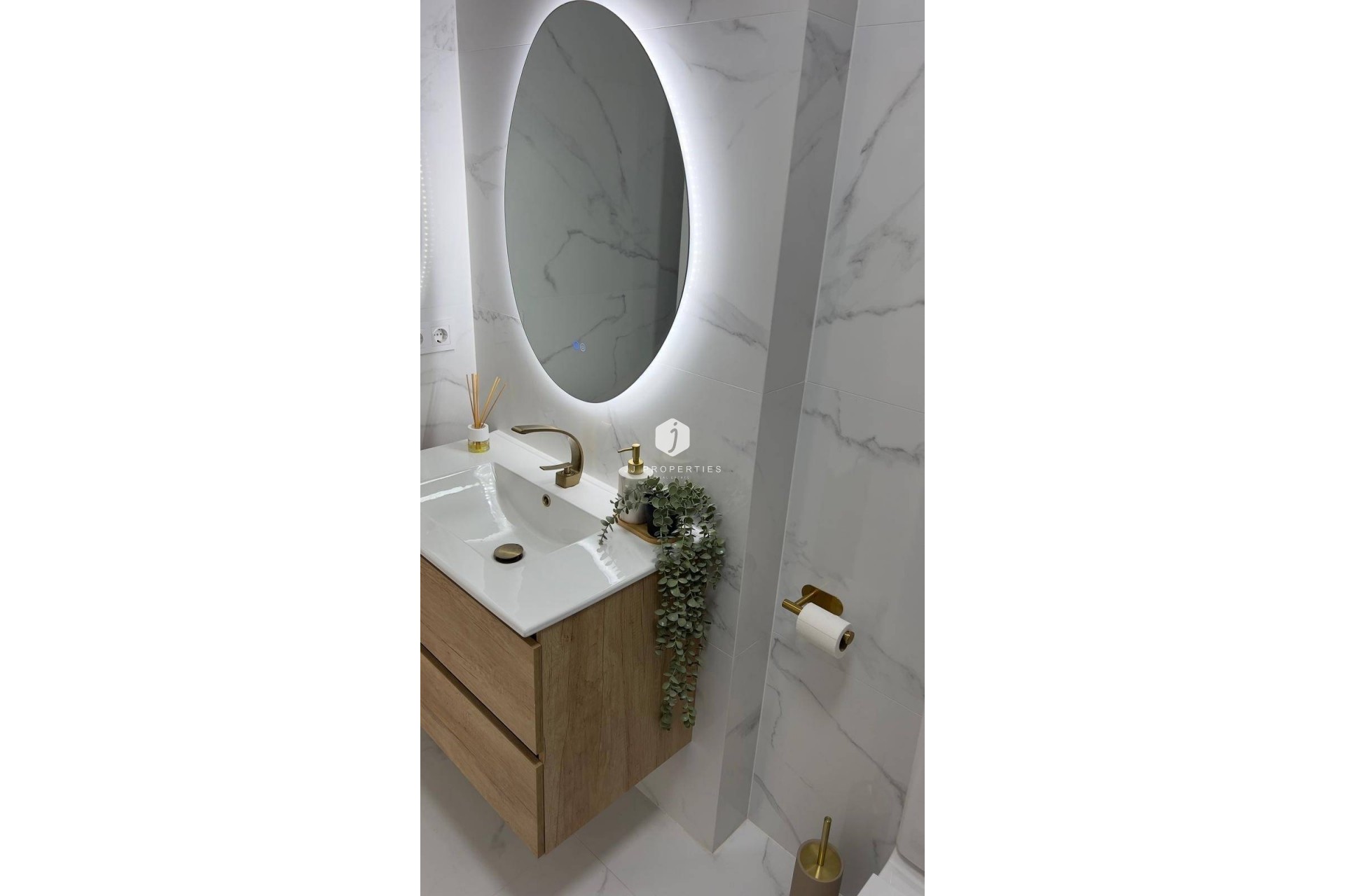 D'occasion - Attique -
Orihuela Costa - La Zenia