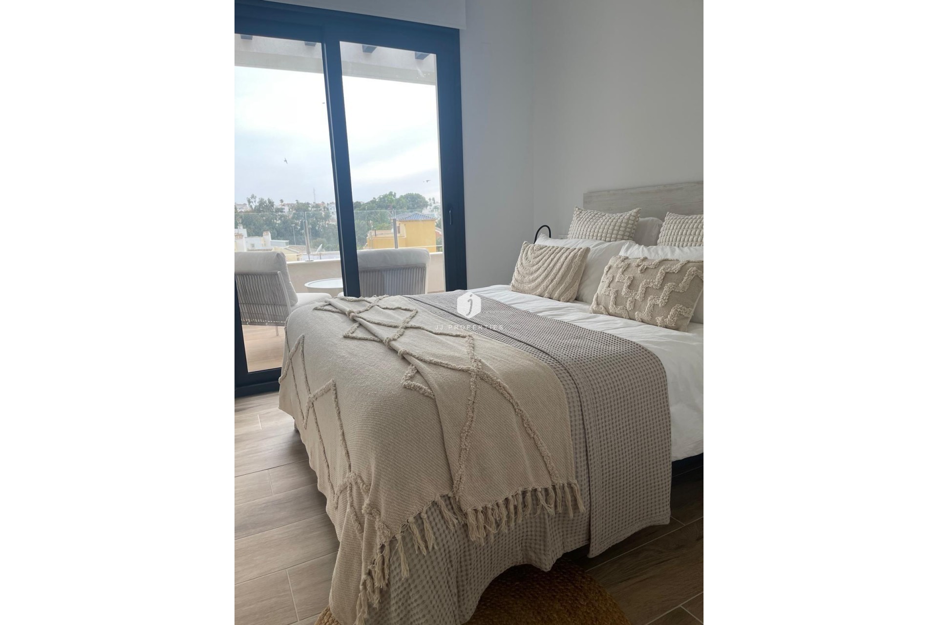 D'occasion - Attique -
Orihuela Costa - Las Filipinas