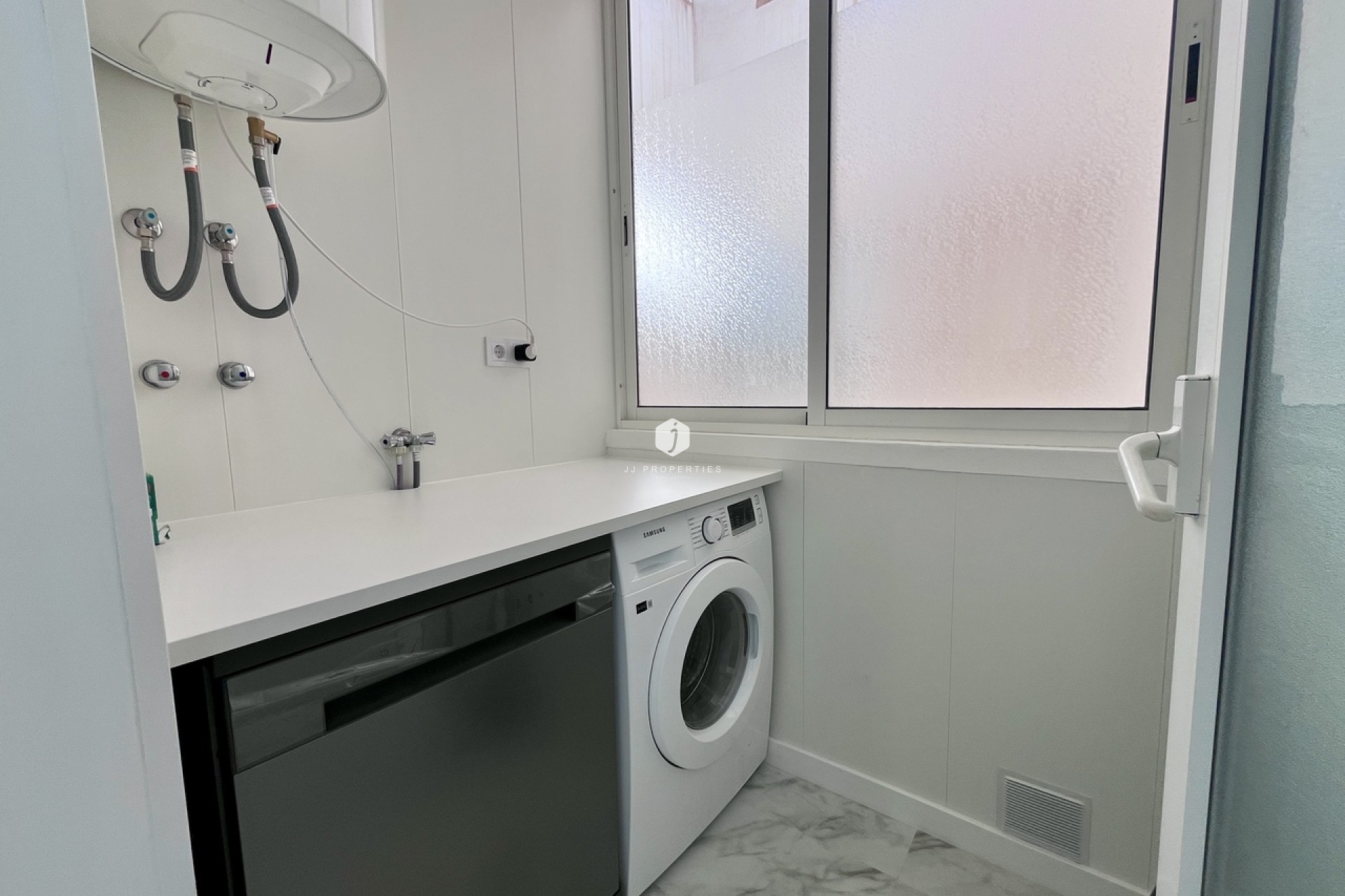 D'occasion - Attique -
Playa Flamenca - Costa Blanca