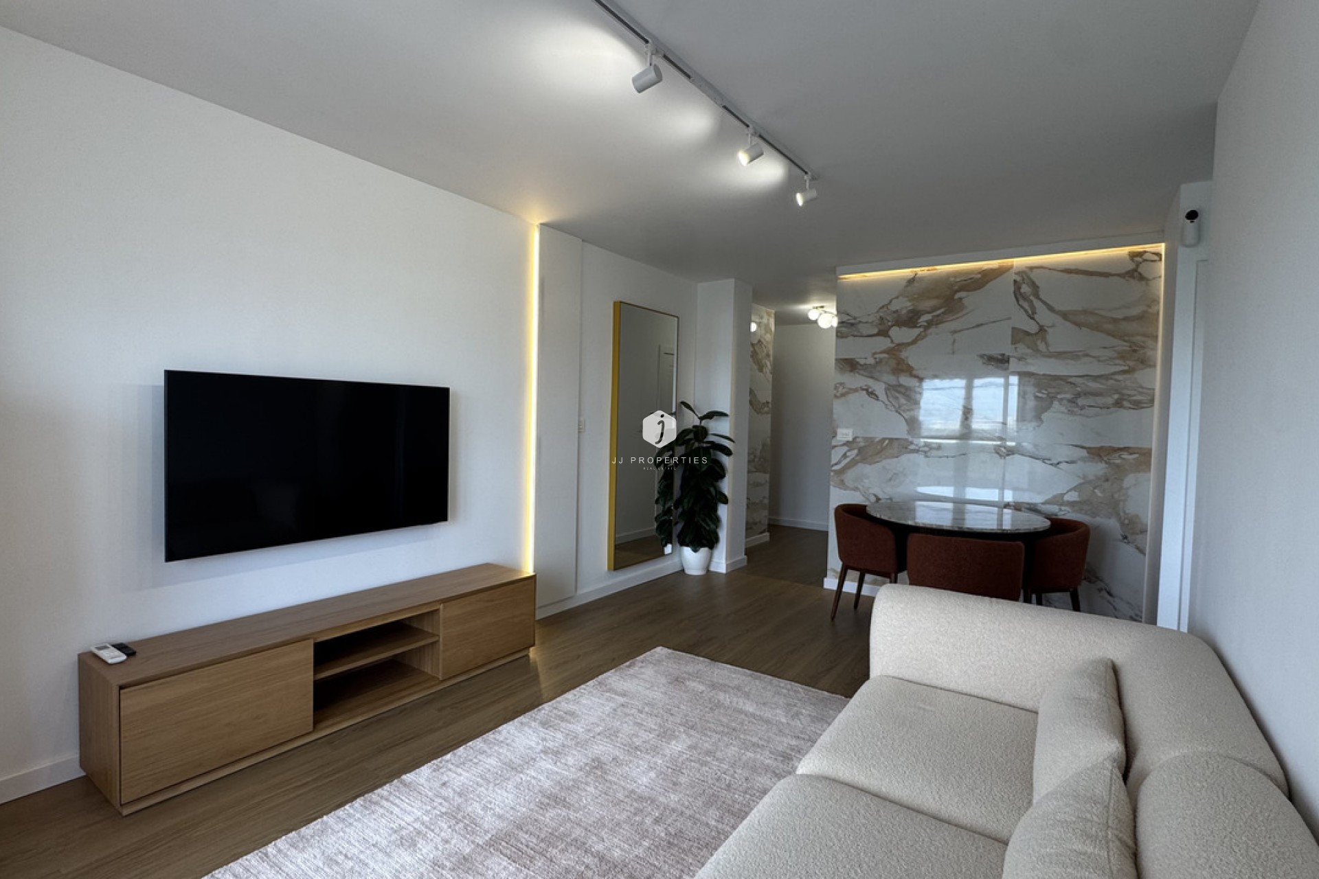 D'occasion - Attique -
Punta Prima - Costa Blanca