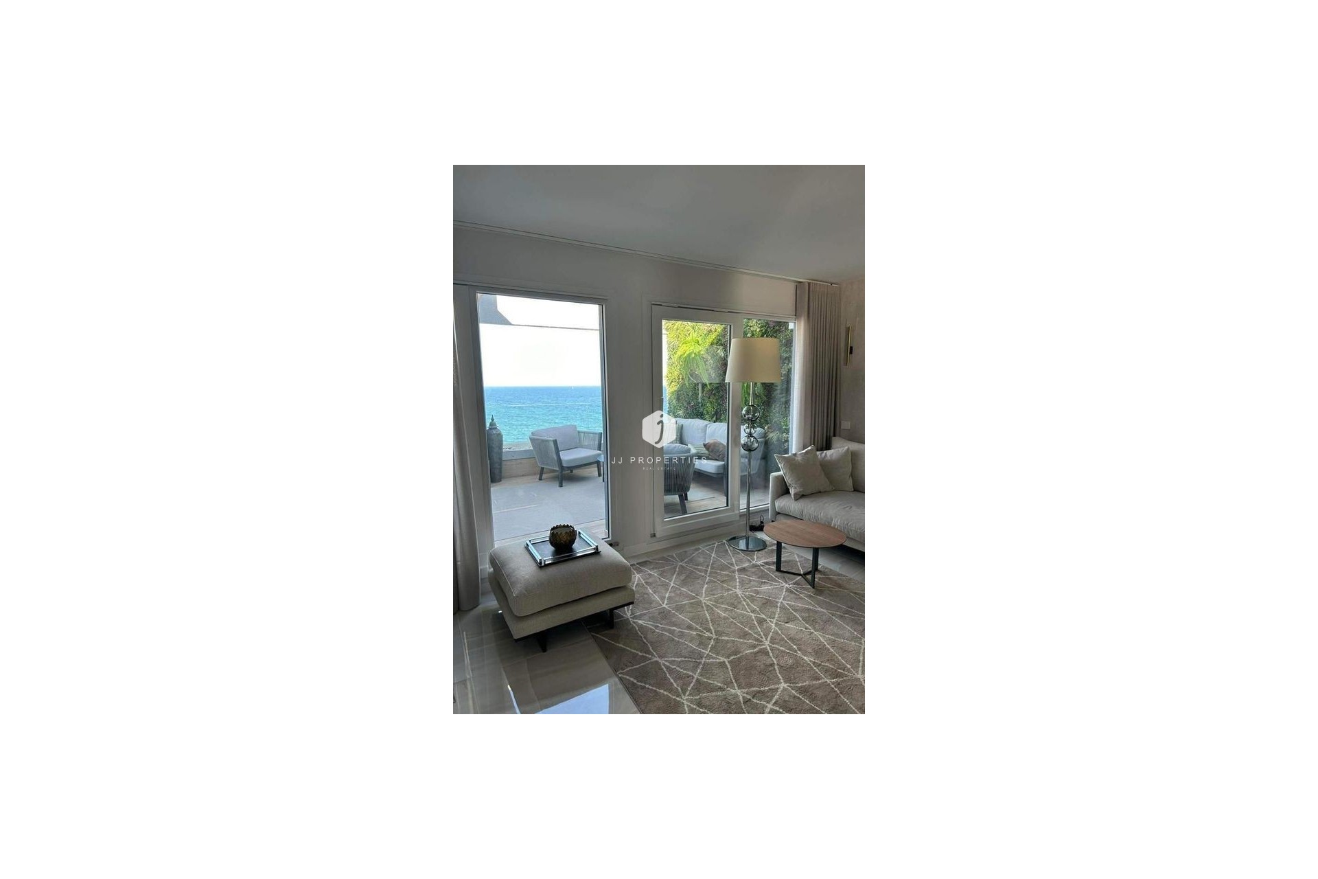 D'occasion - Attique -
Punta Prima - Costa Blanca
