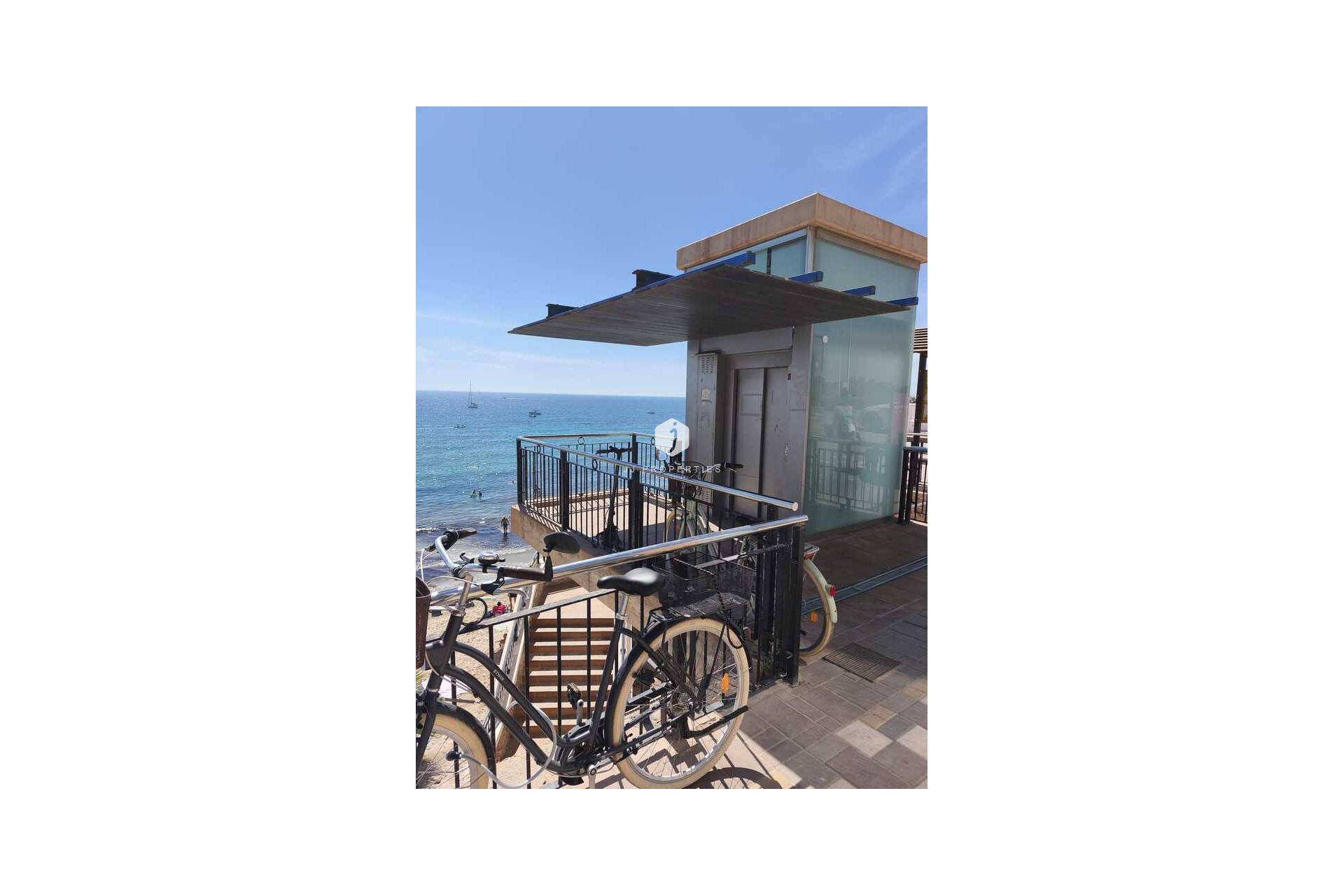 D'occasion - Attique -
Punta Prima - Costa Blanca