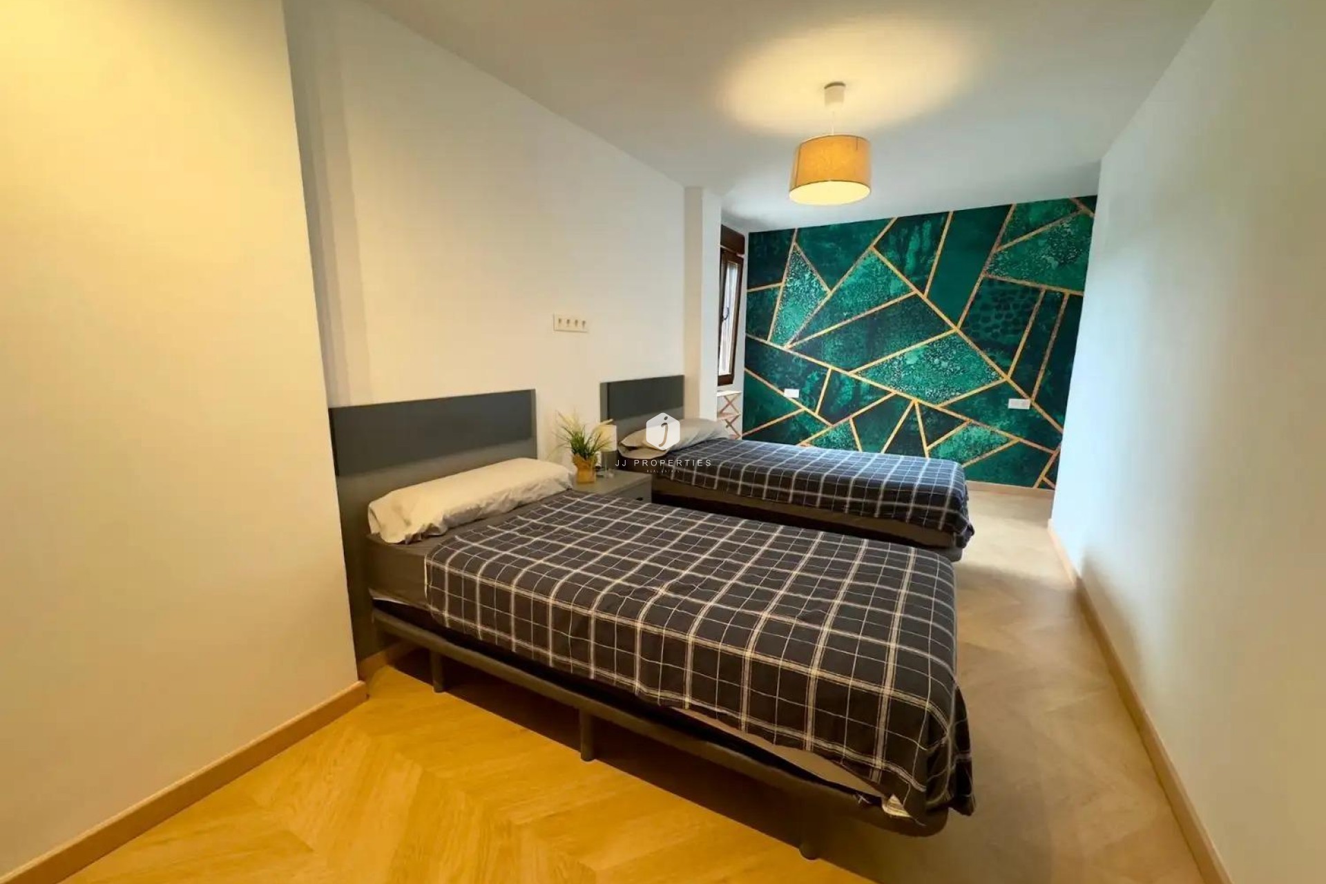 D'occasion - Attique -
Torrevieja - Acequion