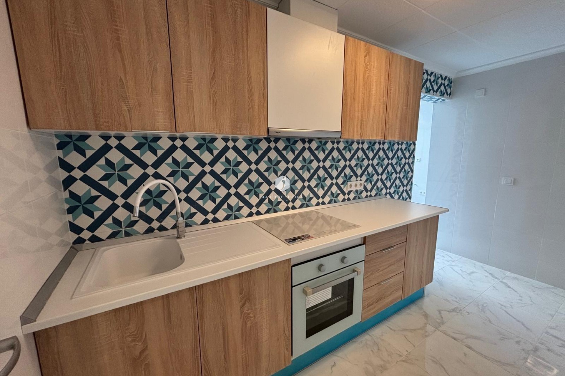 D'occasion - Attique -
Torrevieja - Acequion