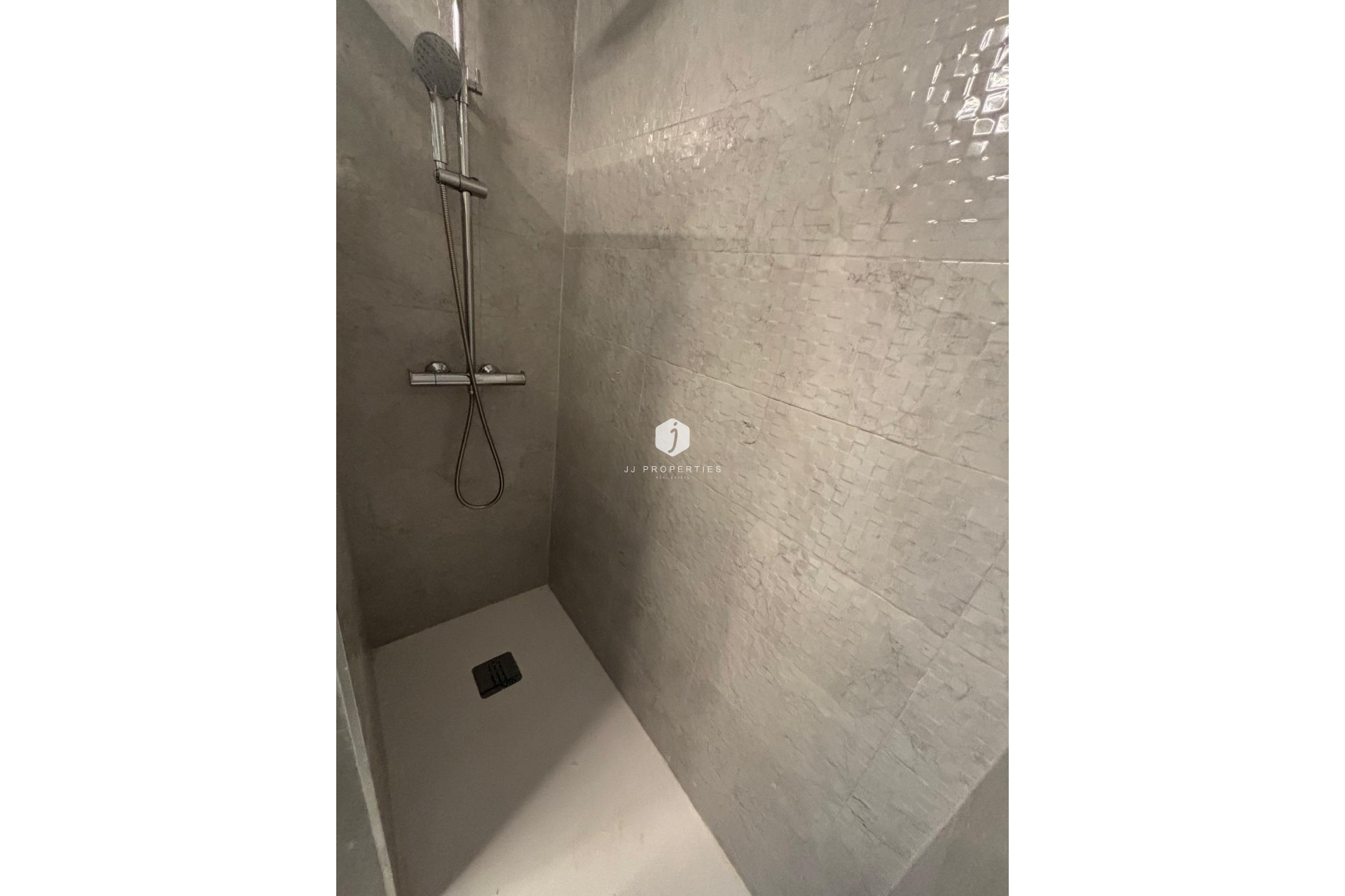 D'occasion - Attique -
Torrevieja - Acequion