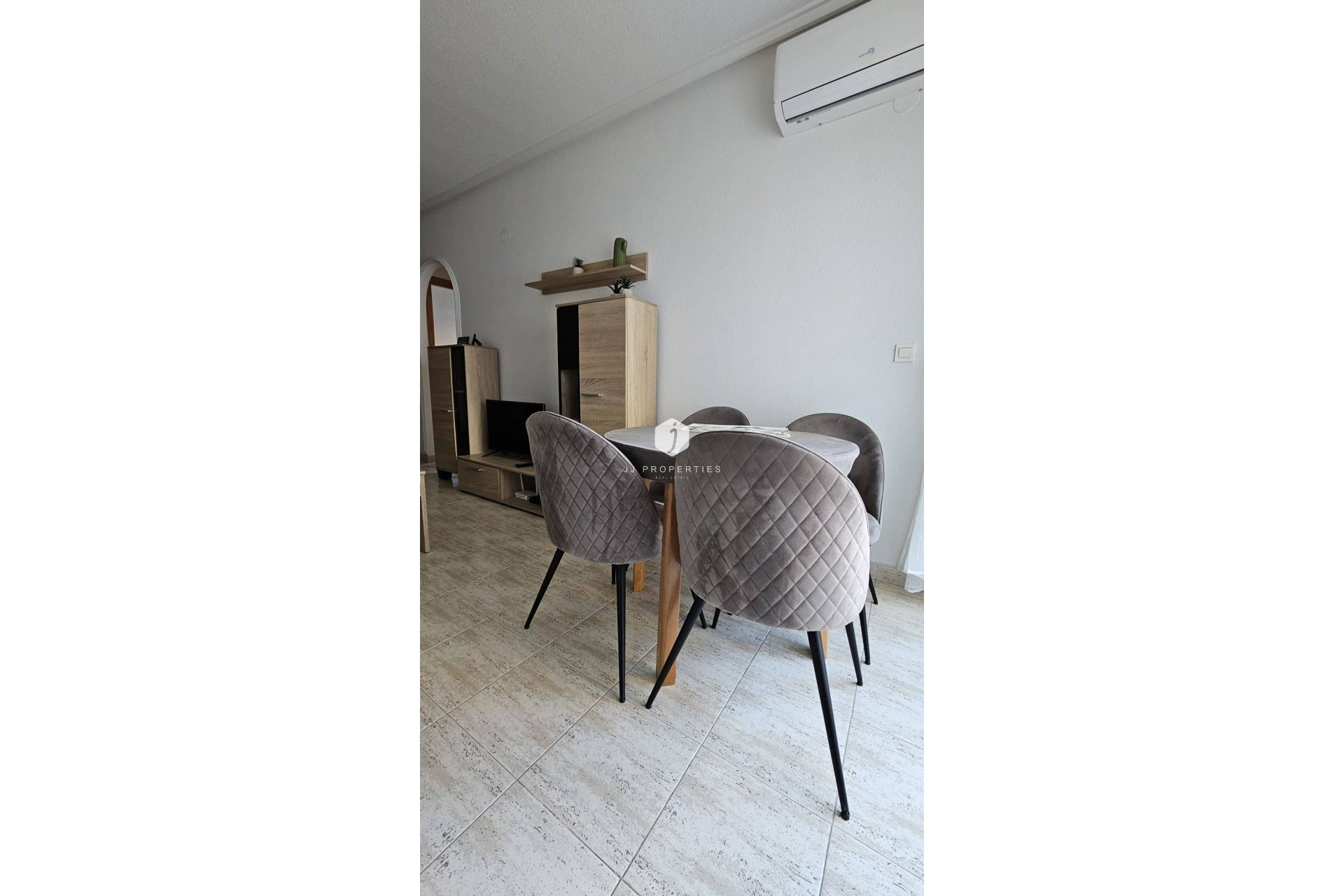 D'occasion - Attique -
Torrevieja - Acequion