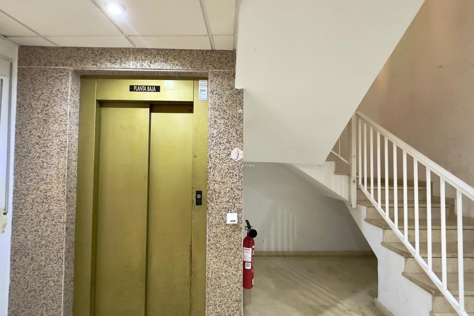 D'occasion - Attique -
Torrevieja - Centro