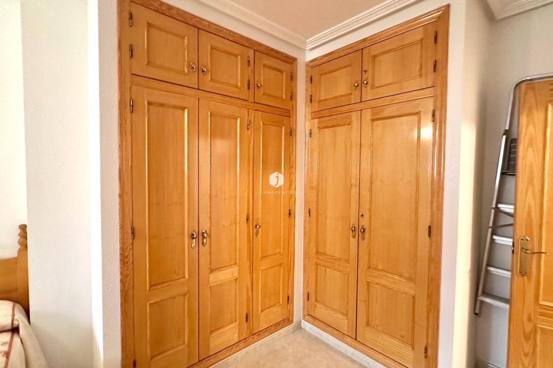 D'occasion - Attique -
Torrevieja - Centro