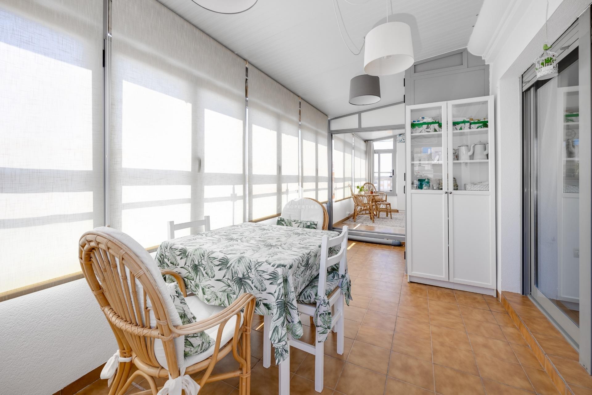 D'occasion - Attique -
Torrevieja - Centro