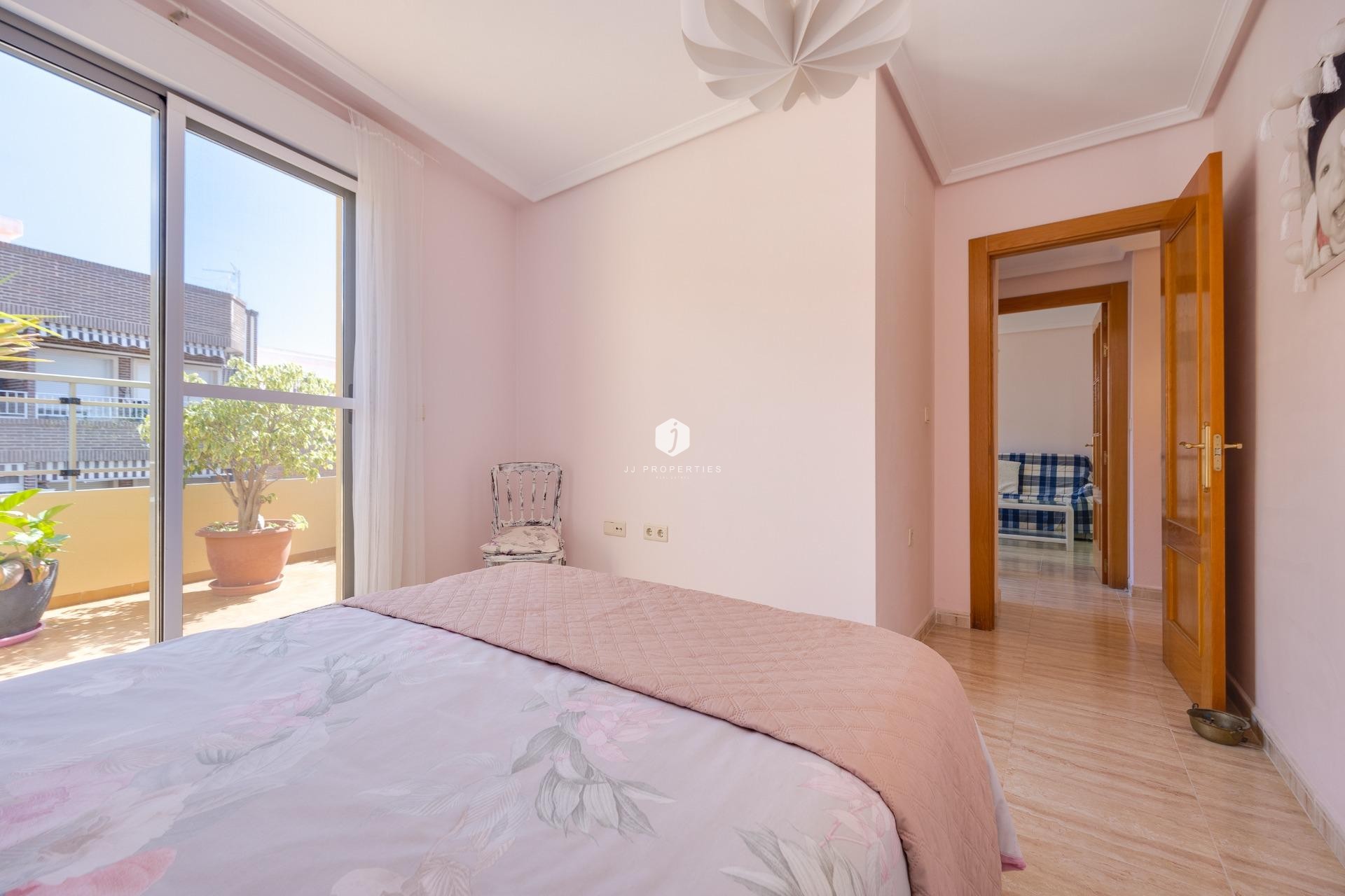 D'occasion - Attique -
Torrevieja - Centro