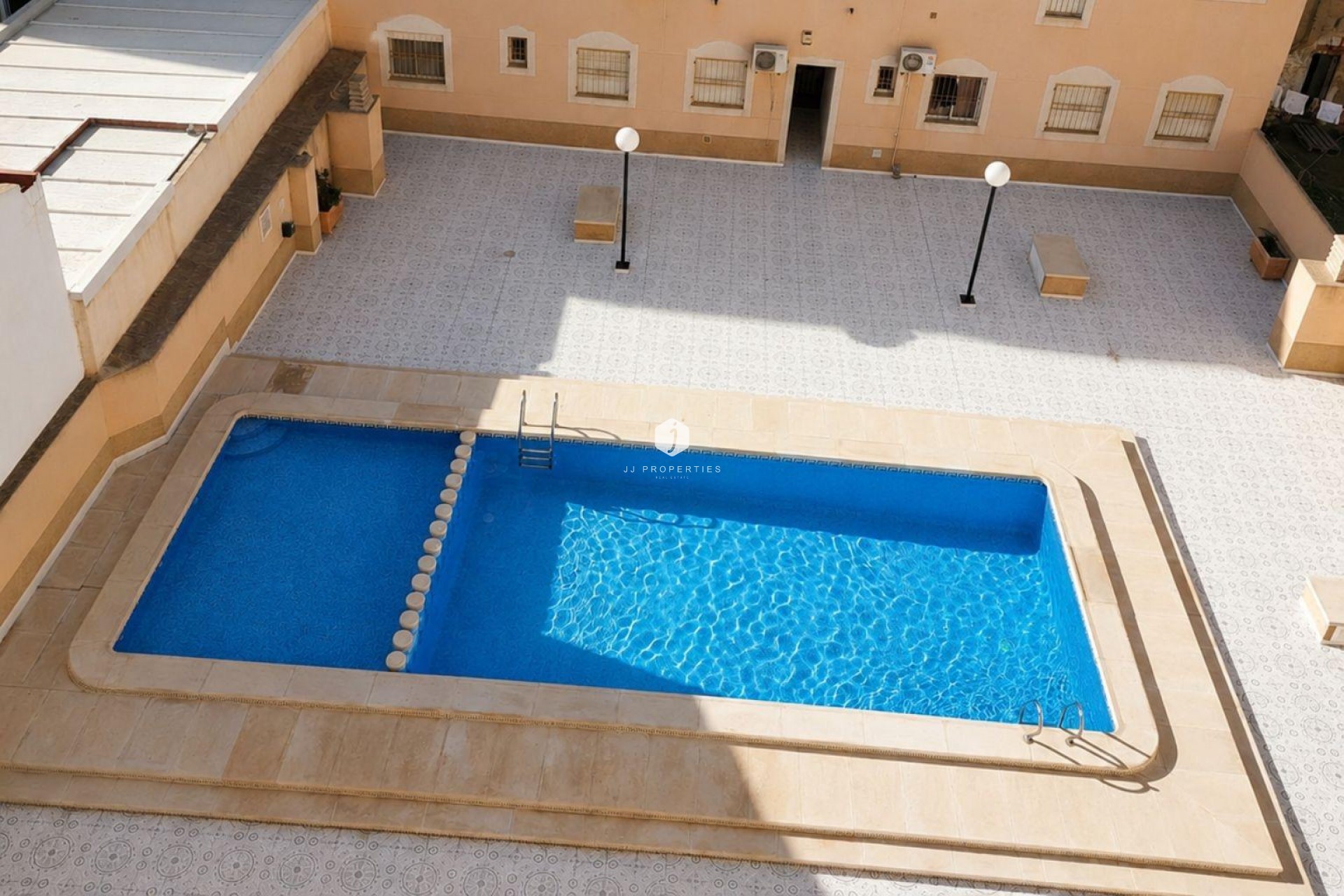 D'occasion - Attique -
Torrevieja - Centro