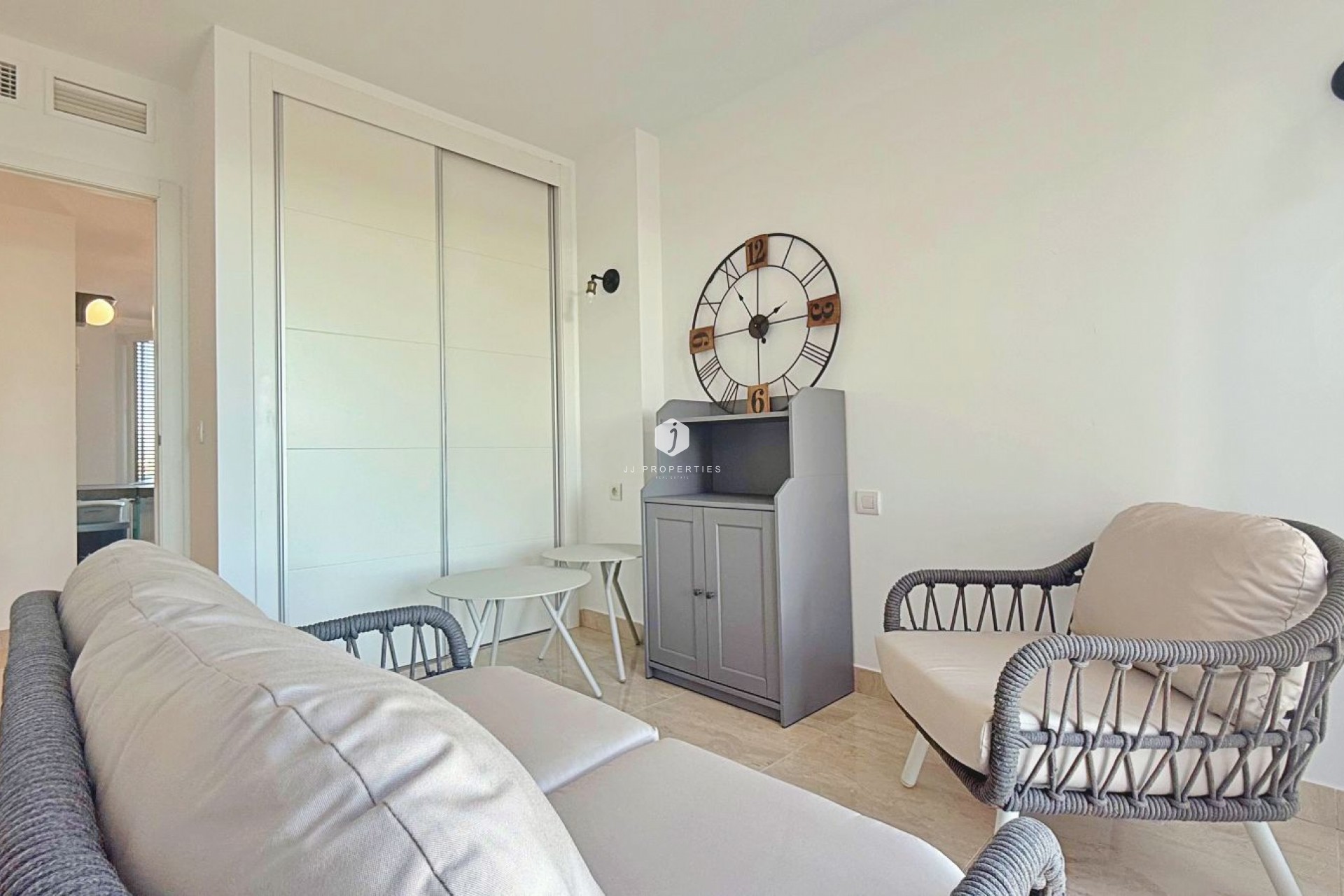 D'occasion - Attique -
Torrevieja - Costa Blanca