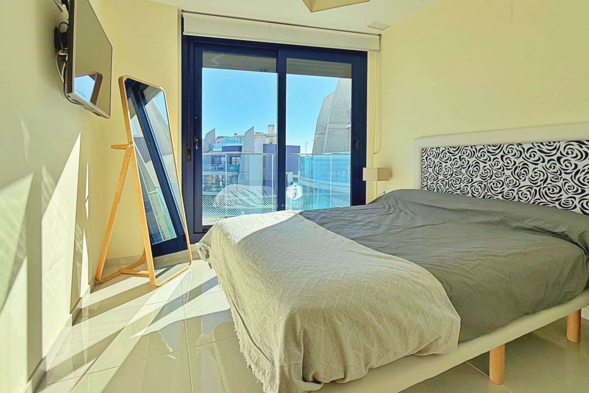 D'occasion - Attique -
Torrevieja - Costa Blanca