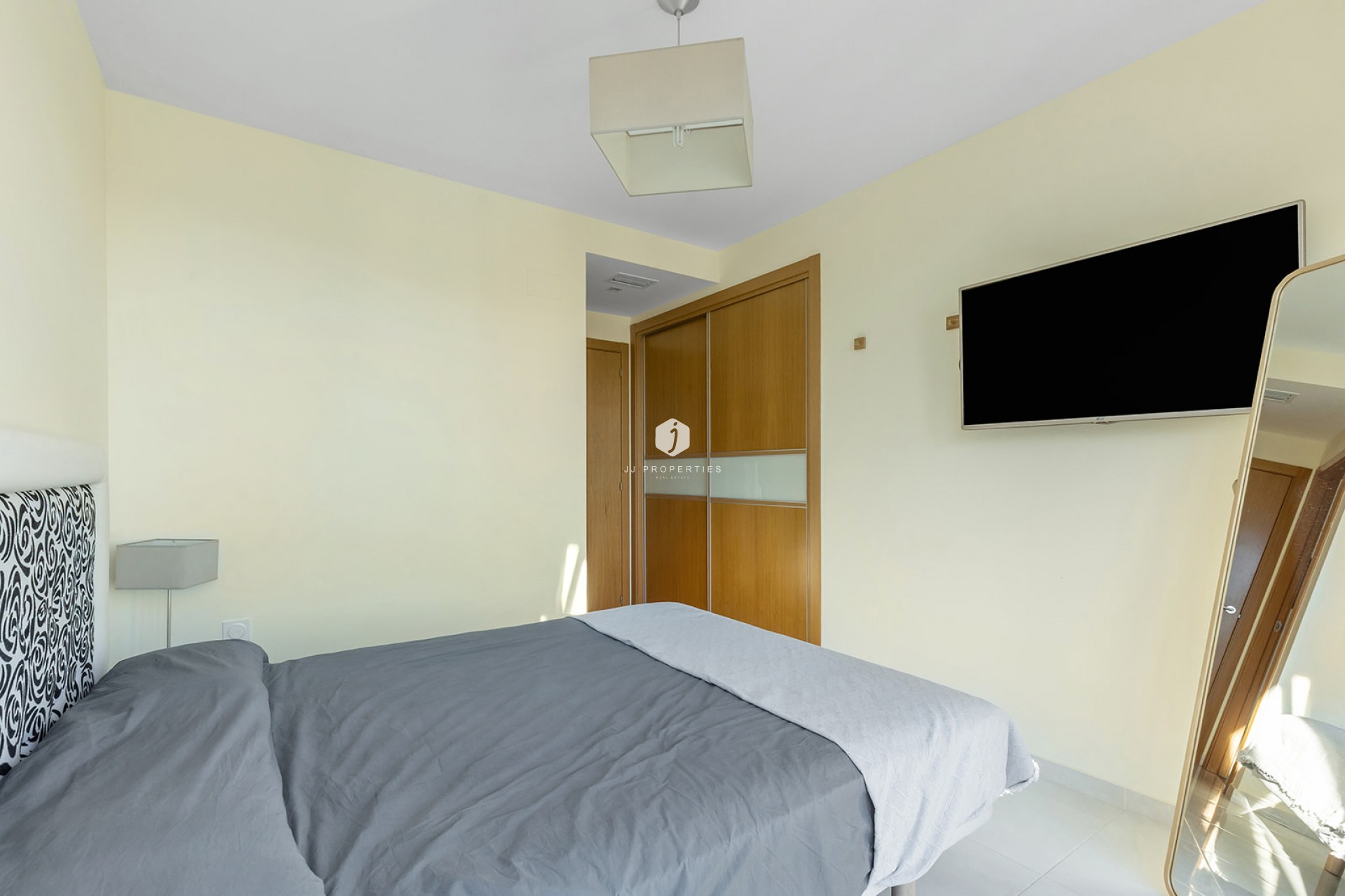 D'occasion - Attique -
Torrevieja - Costa Blanca