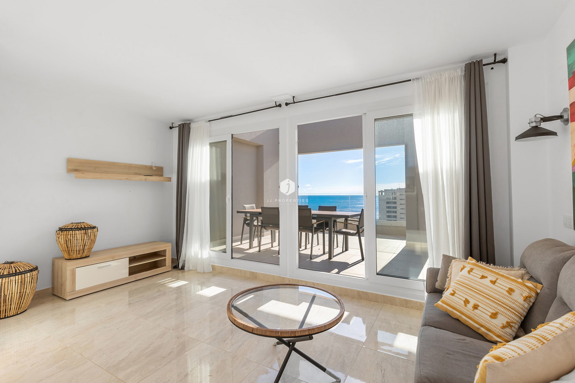 D'occasion - Attique -
Torrevieja - Costa Blanca