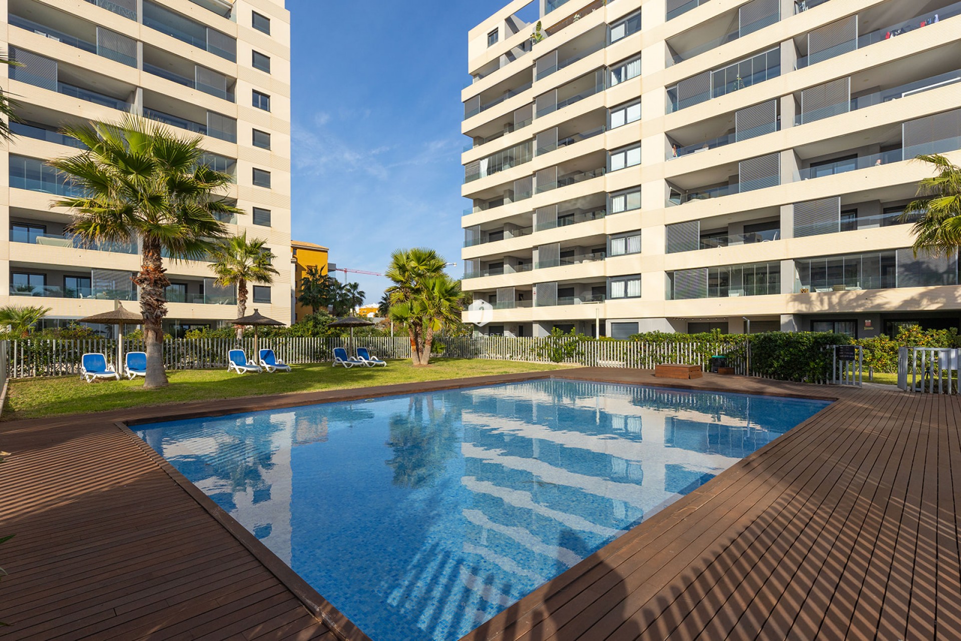 D'occasion - Attique -
Torrevieja - Costa Blanca