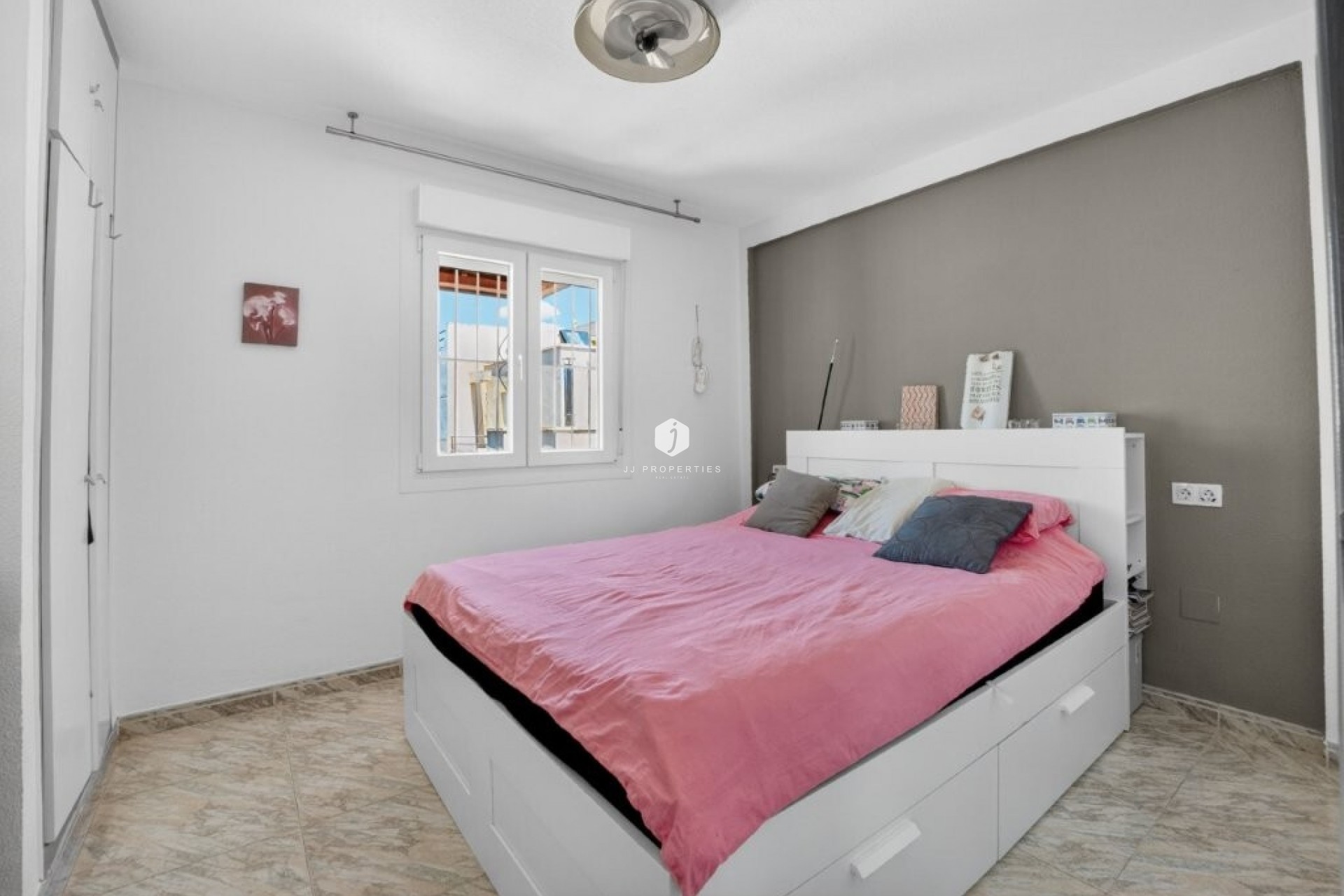 D'occasion - Attique -
Torrevieja - Doña ines