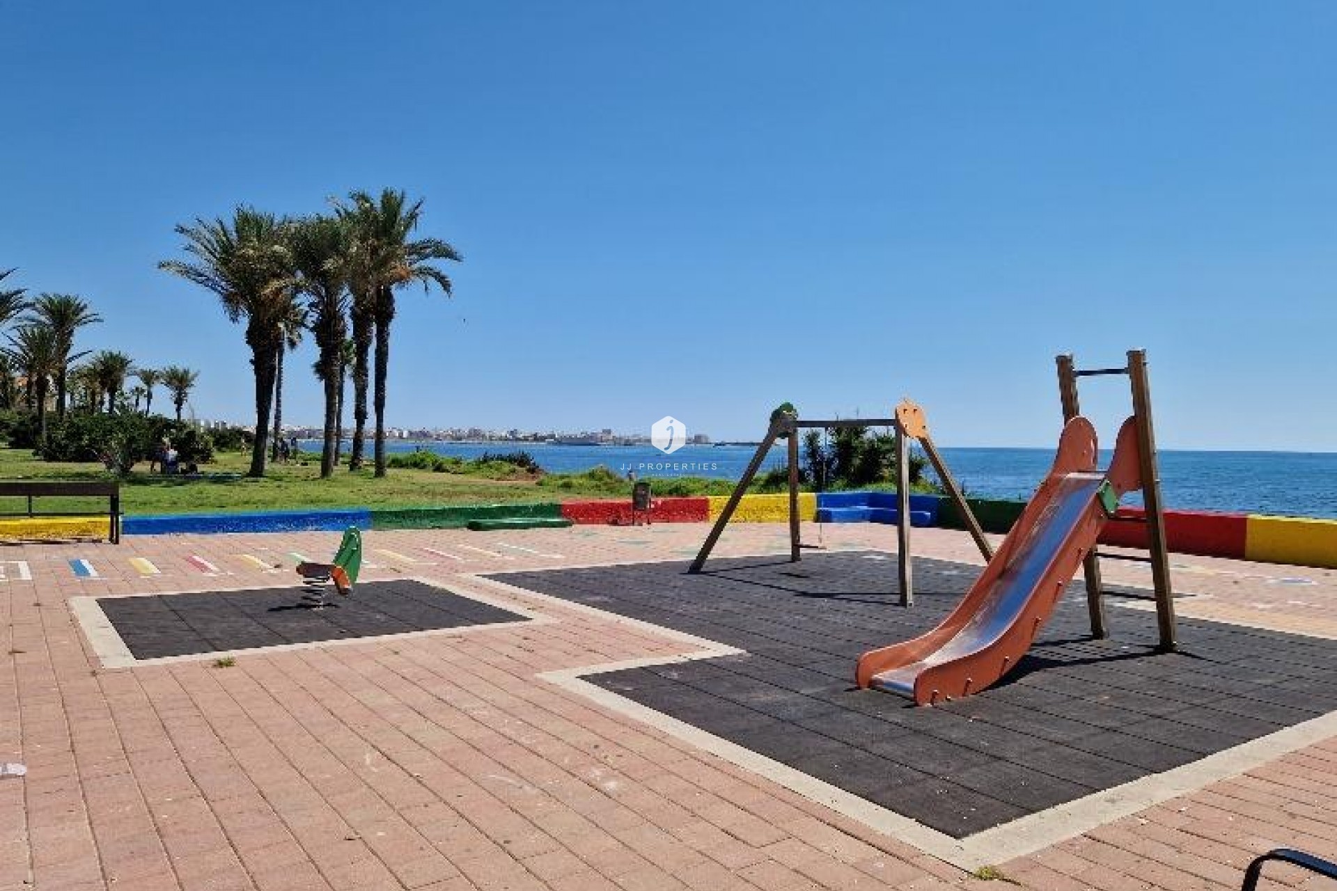 D'occasion - Attique -
Torrevieja - La veleta