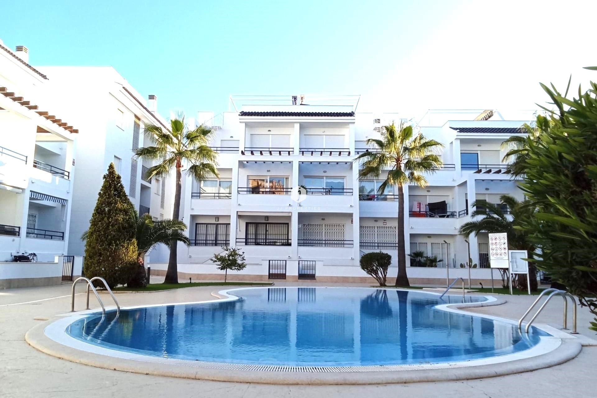 D'occasion - Attique -
Torrevieja - La veleta