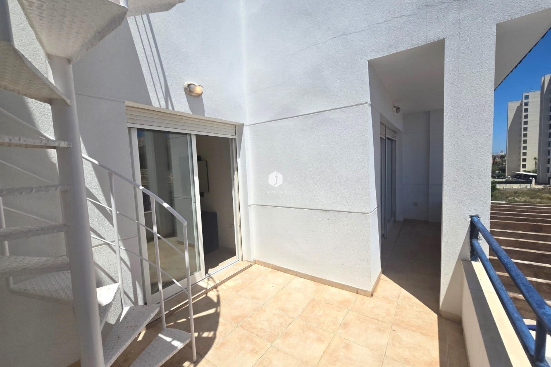 D'occasion - Attique -
Torrevieja - La veleta