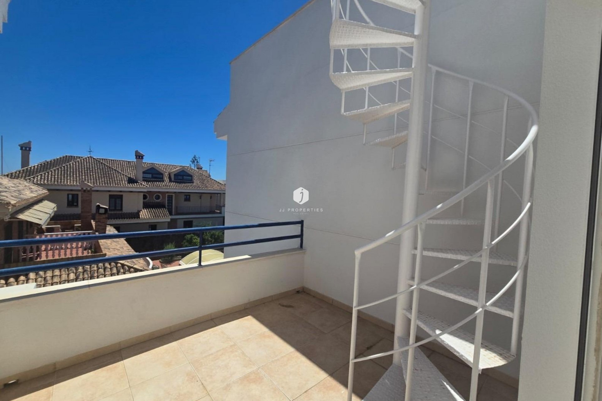 D'occasion - Attique -
Torrevieja - La veleta