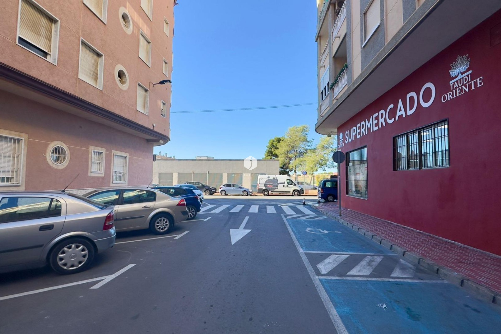 D'occasion - Attique -
Torrevieja - PARQUE DE LAS NACIONES