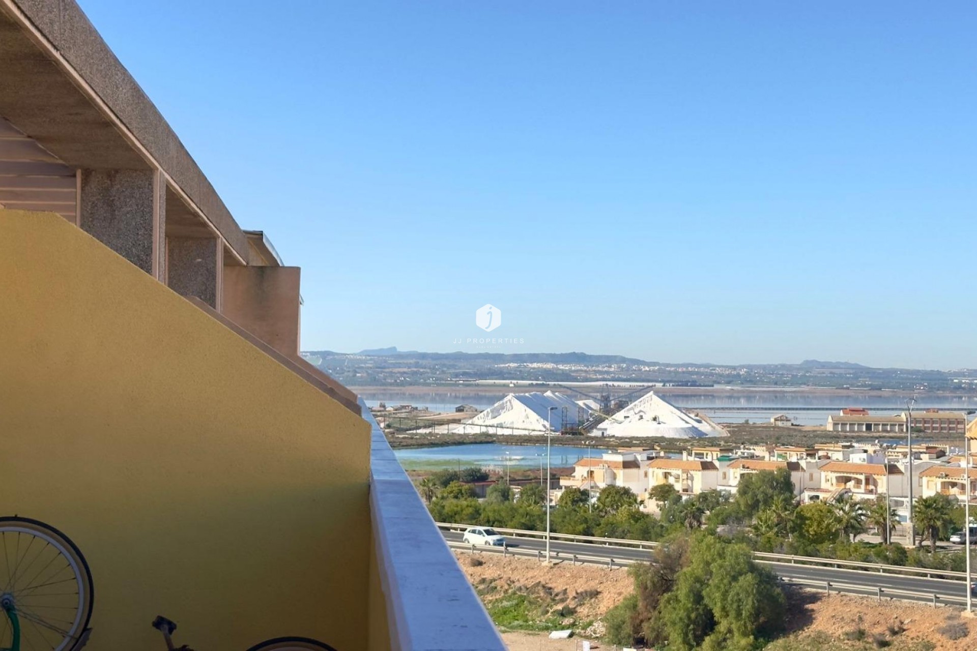 D'occasion - Attique -
Torrevieja - PARQUE DE LAS NACIONES