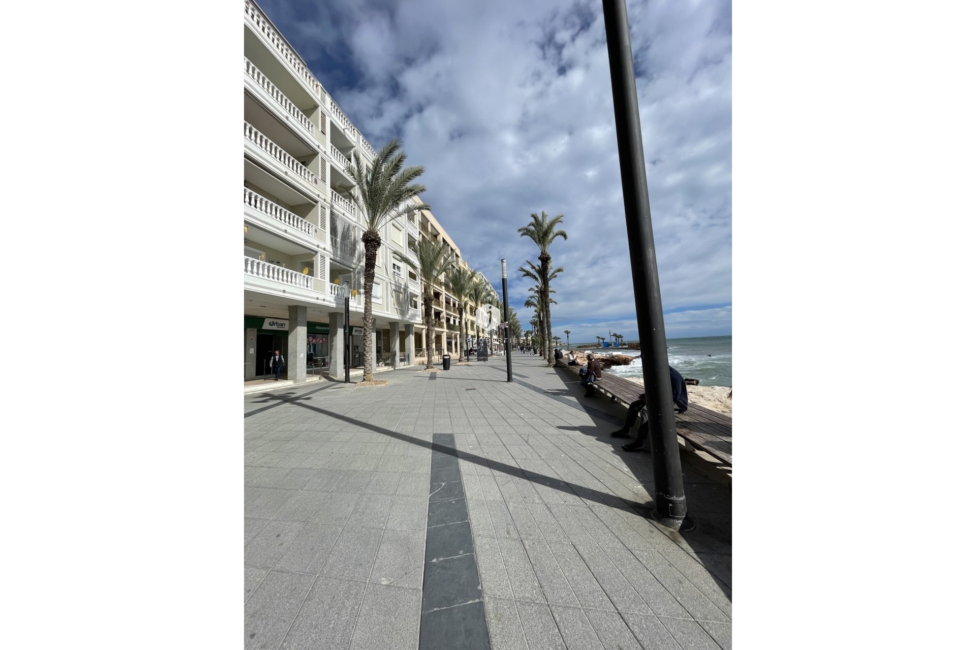 D'occasion - Attique -
Torrevieja - Playa de cura
