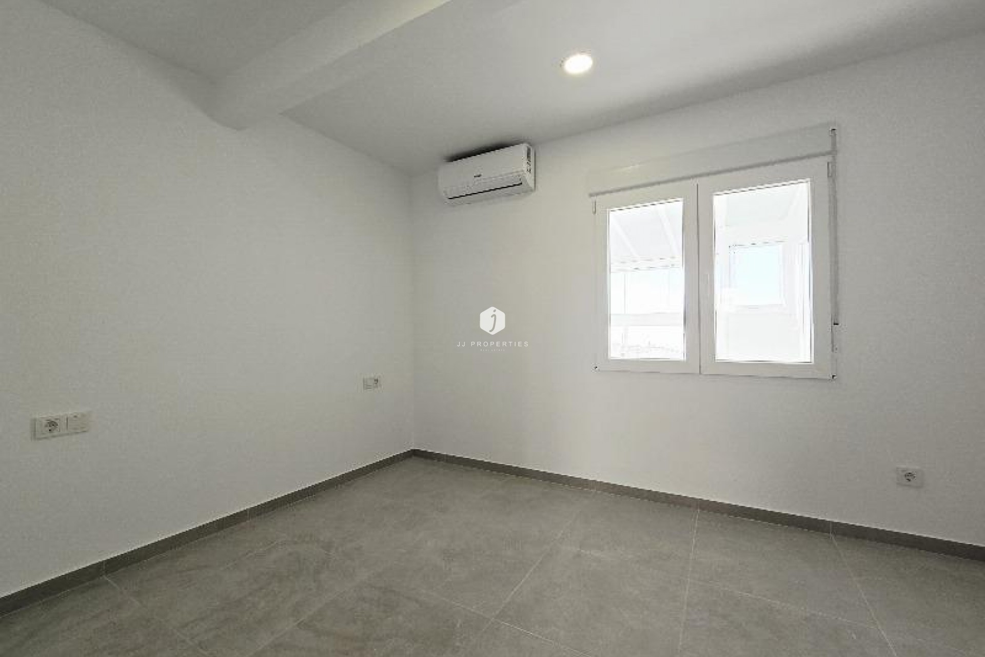 D'occasion - Attique -
Torrevieja - Playa del Cura