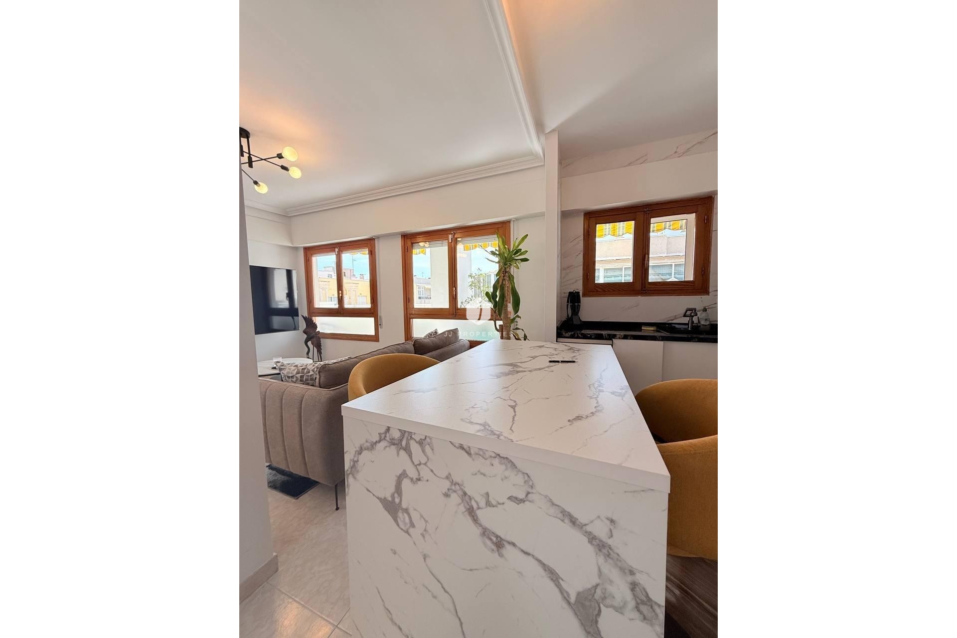 D'occasion - Attique -
Torrevieja - Playa del Cura