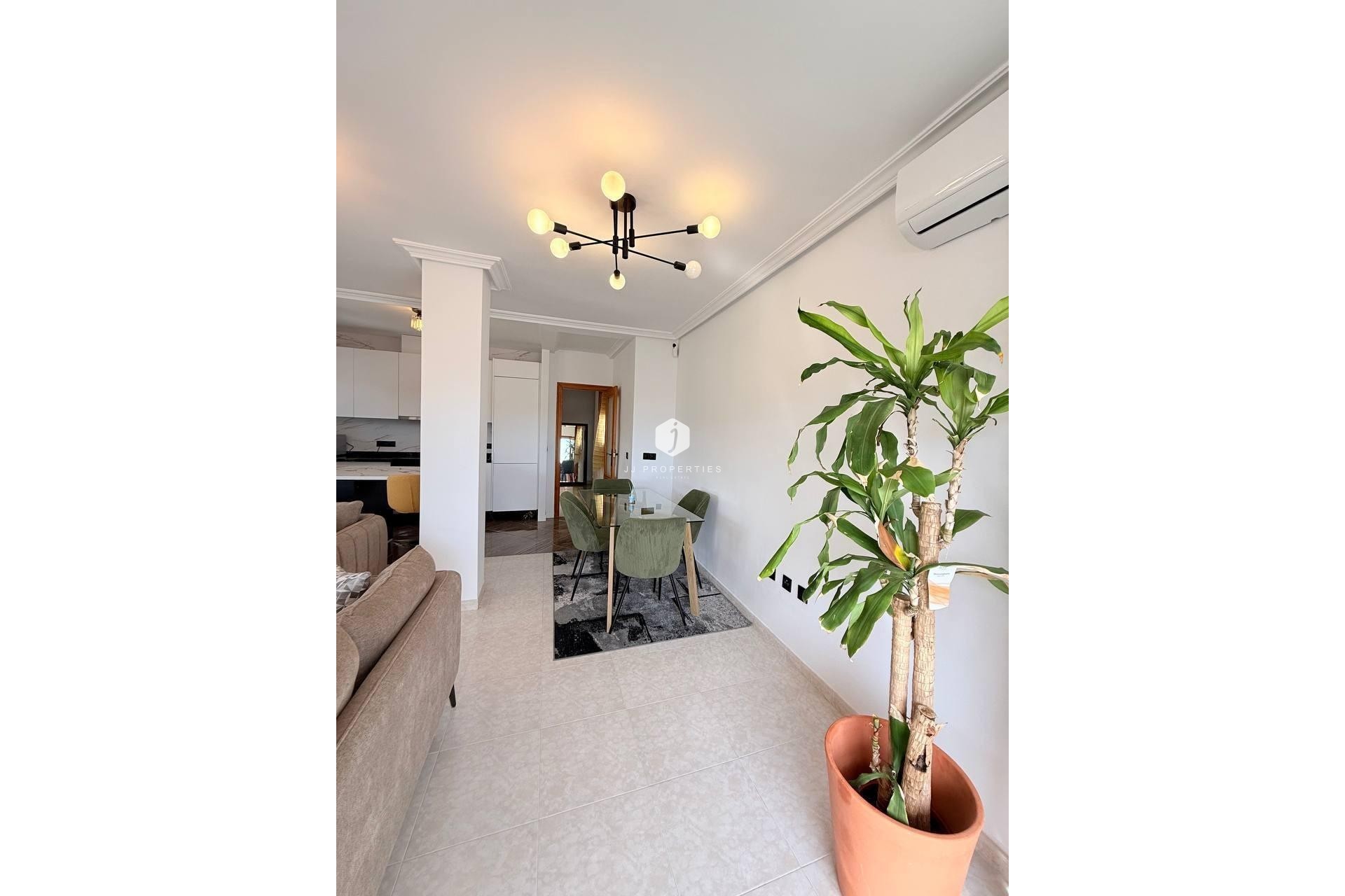 D'occasion - Attique -
Torrevieja - Playa del Cura