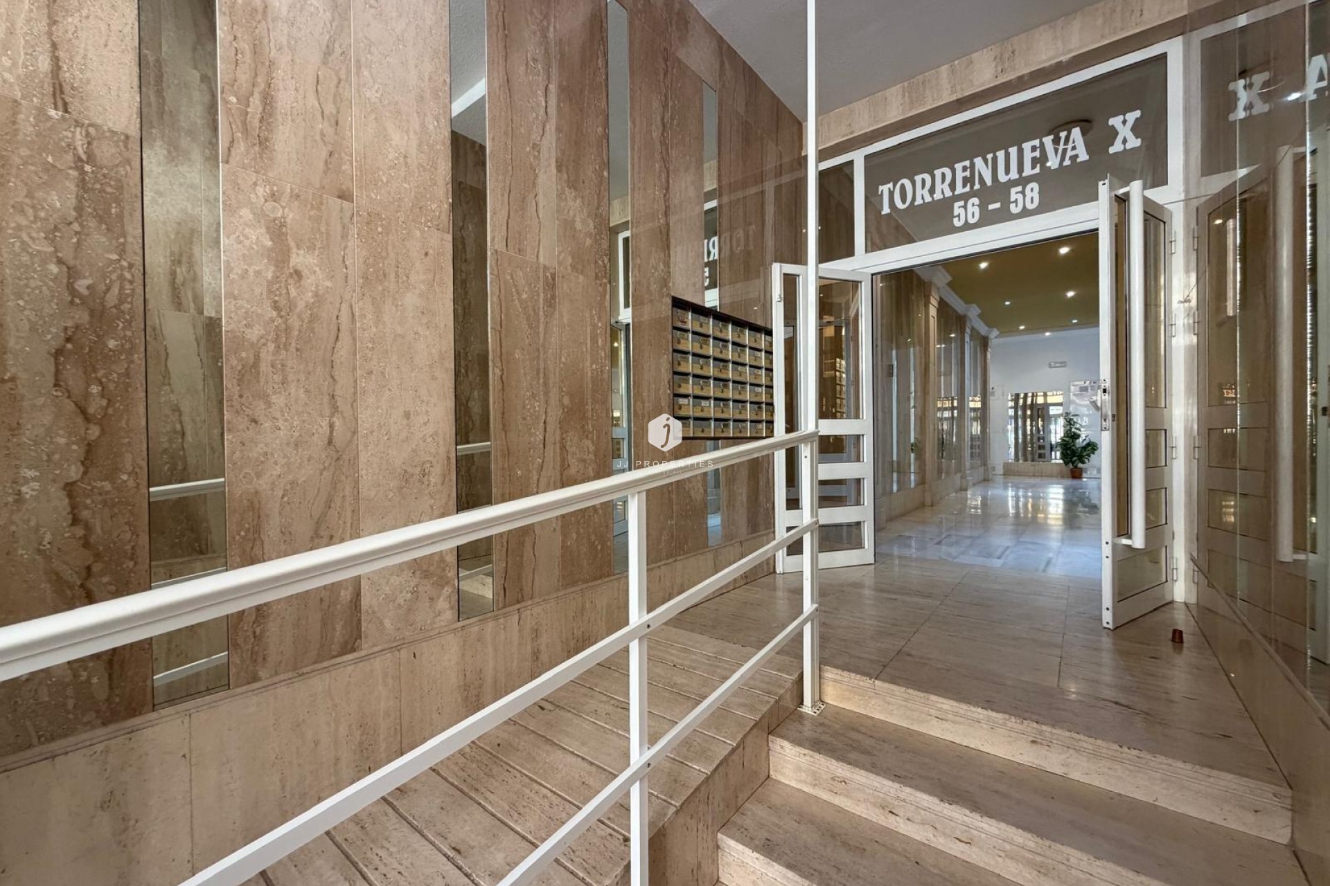 D'occasion - Attique -
Torrevieja - Playa del Cura