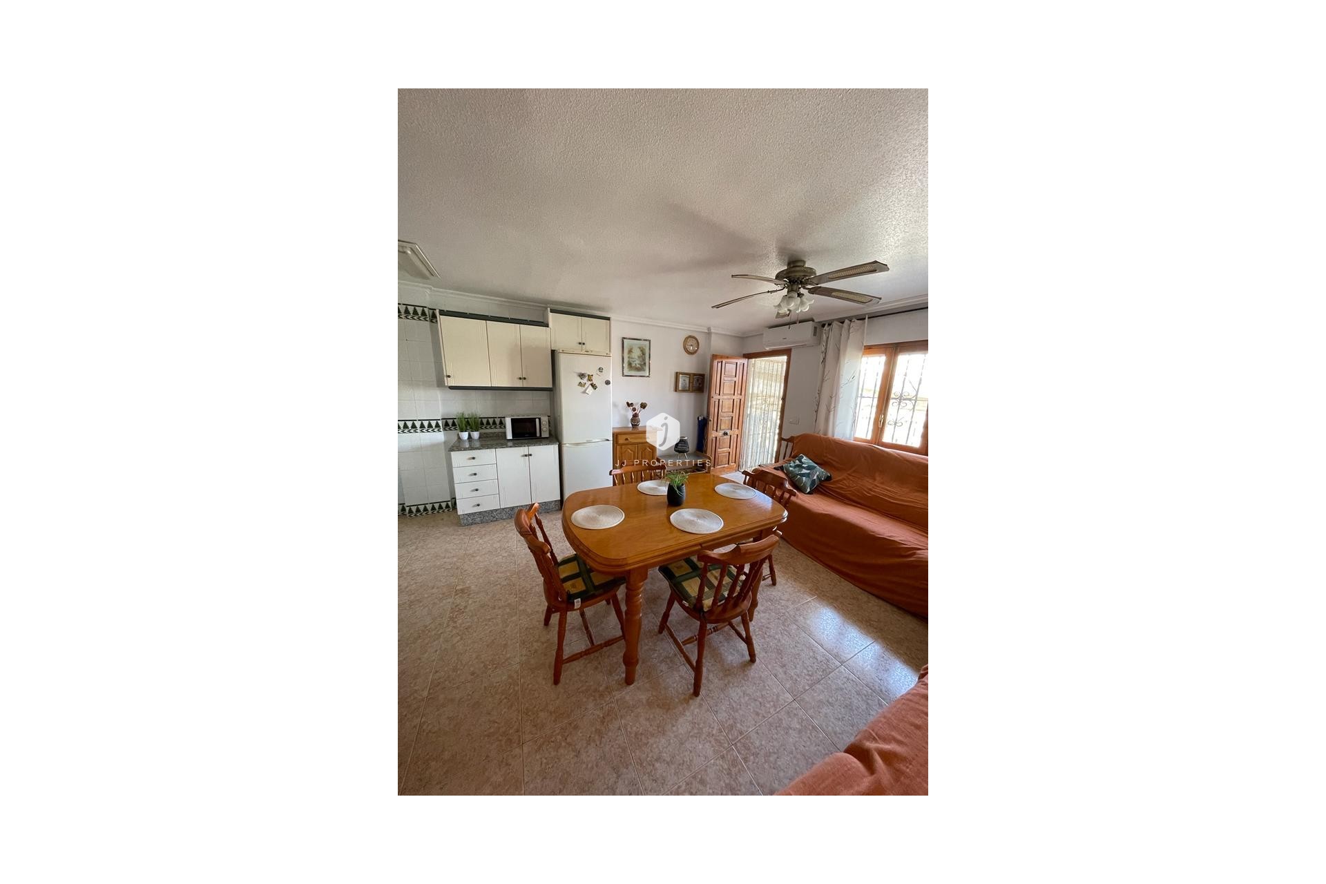 D'occasion - Bungalow -
La Mata - Costa Blanca